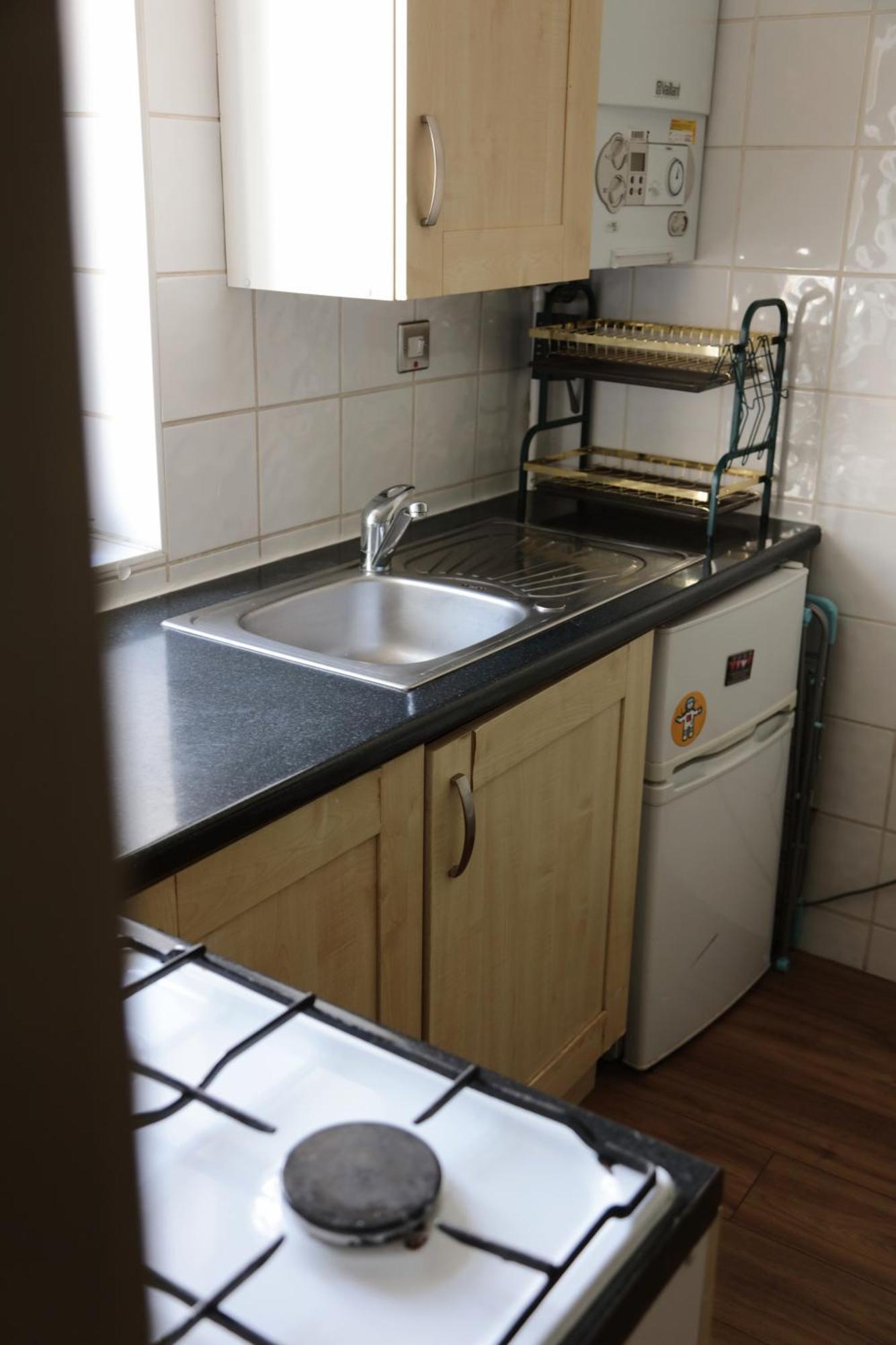 Apartment Homely Family Hideaway London