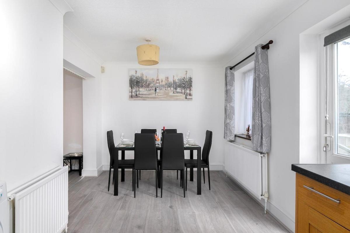Spacious 4-bedroom Family Near Wembley * Londres