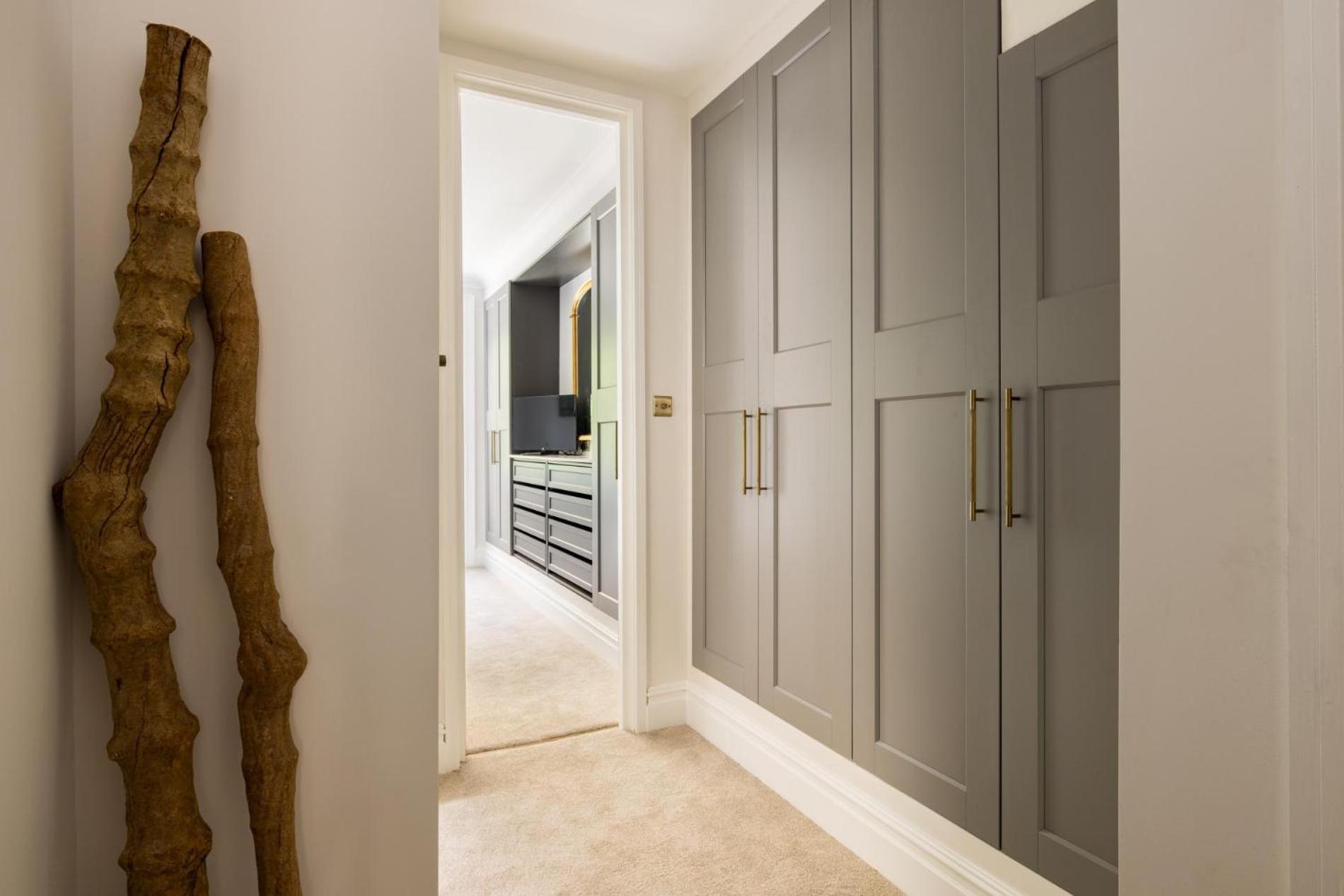 Apartment Lovers - Newly Refurbished 2 Bedroom In Chelsea *