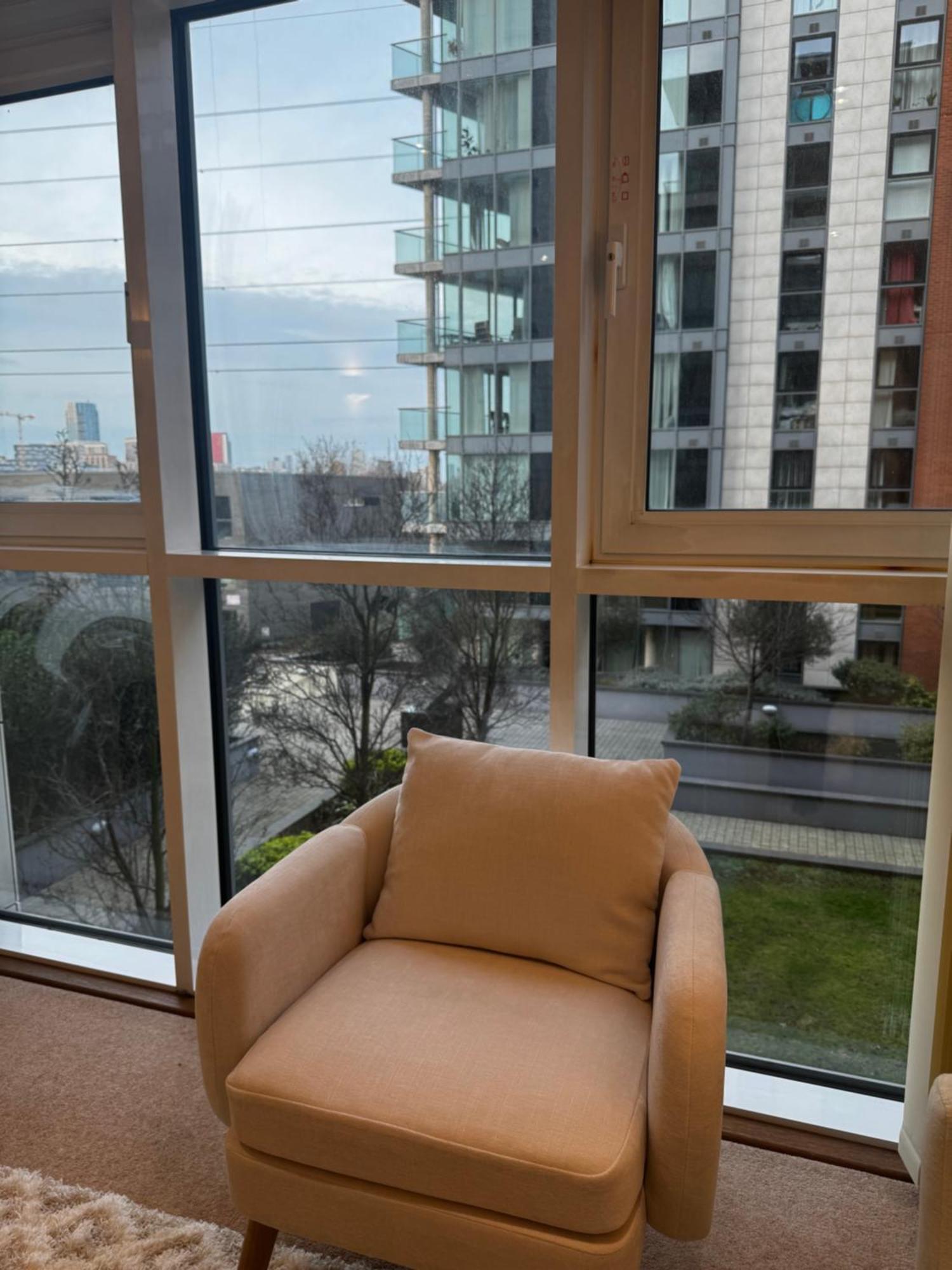 Apartment Entire Flat O2 Cable Cars London
