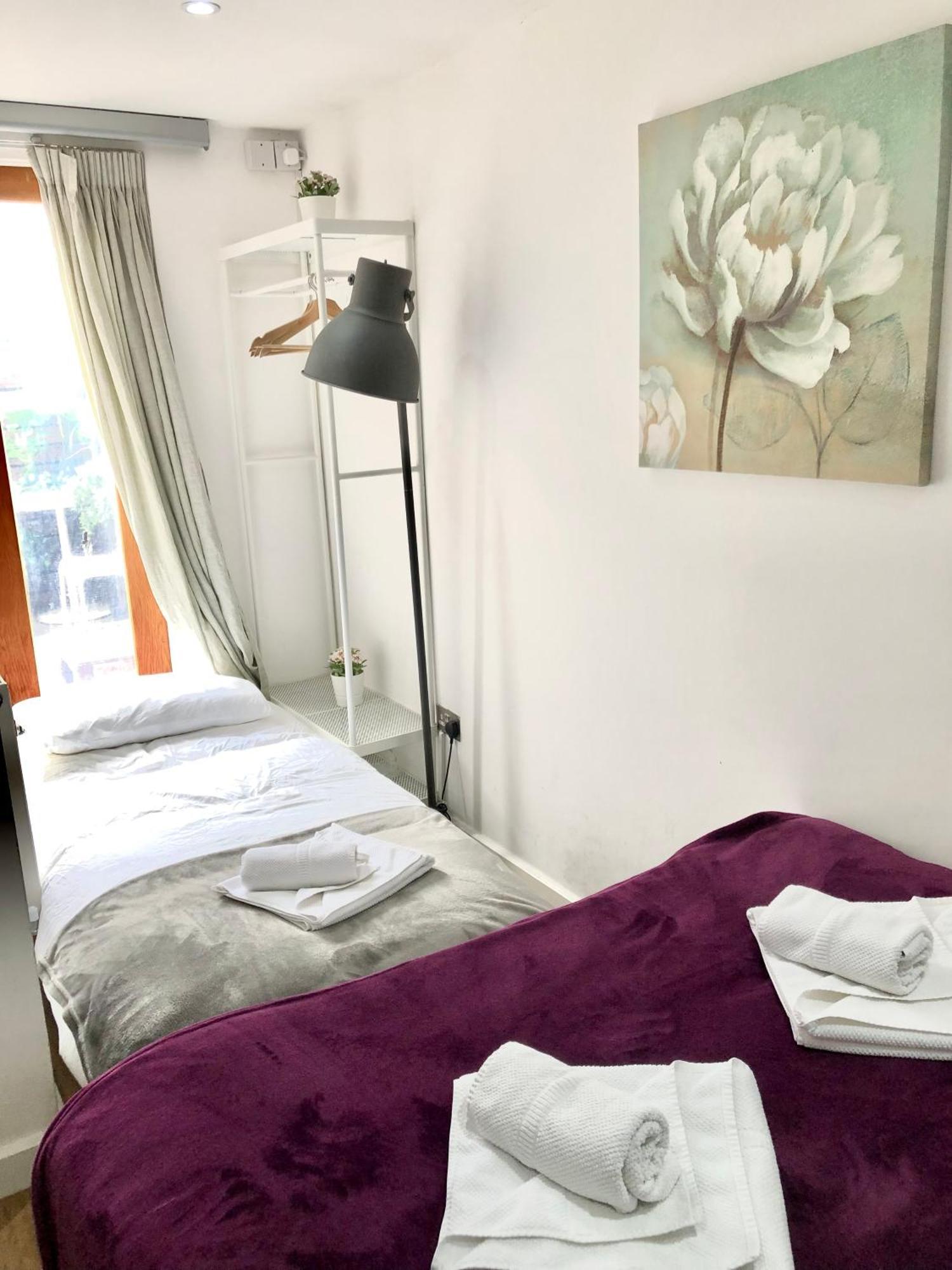 Euston Private Bedrooms 119a 1-4 Homestay London