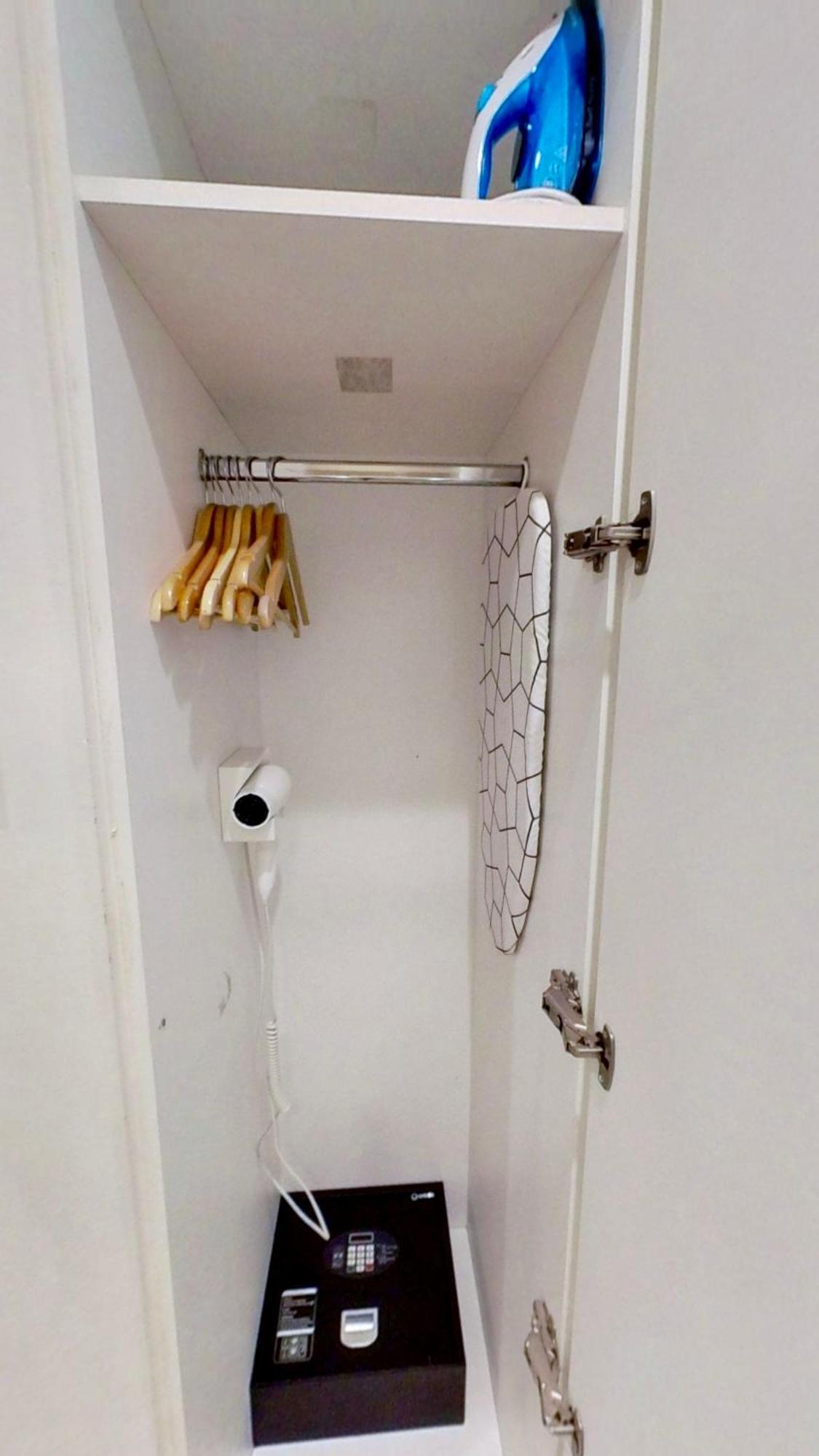 39 Aparthotel