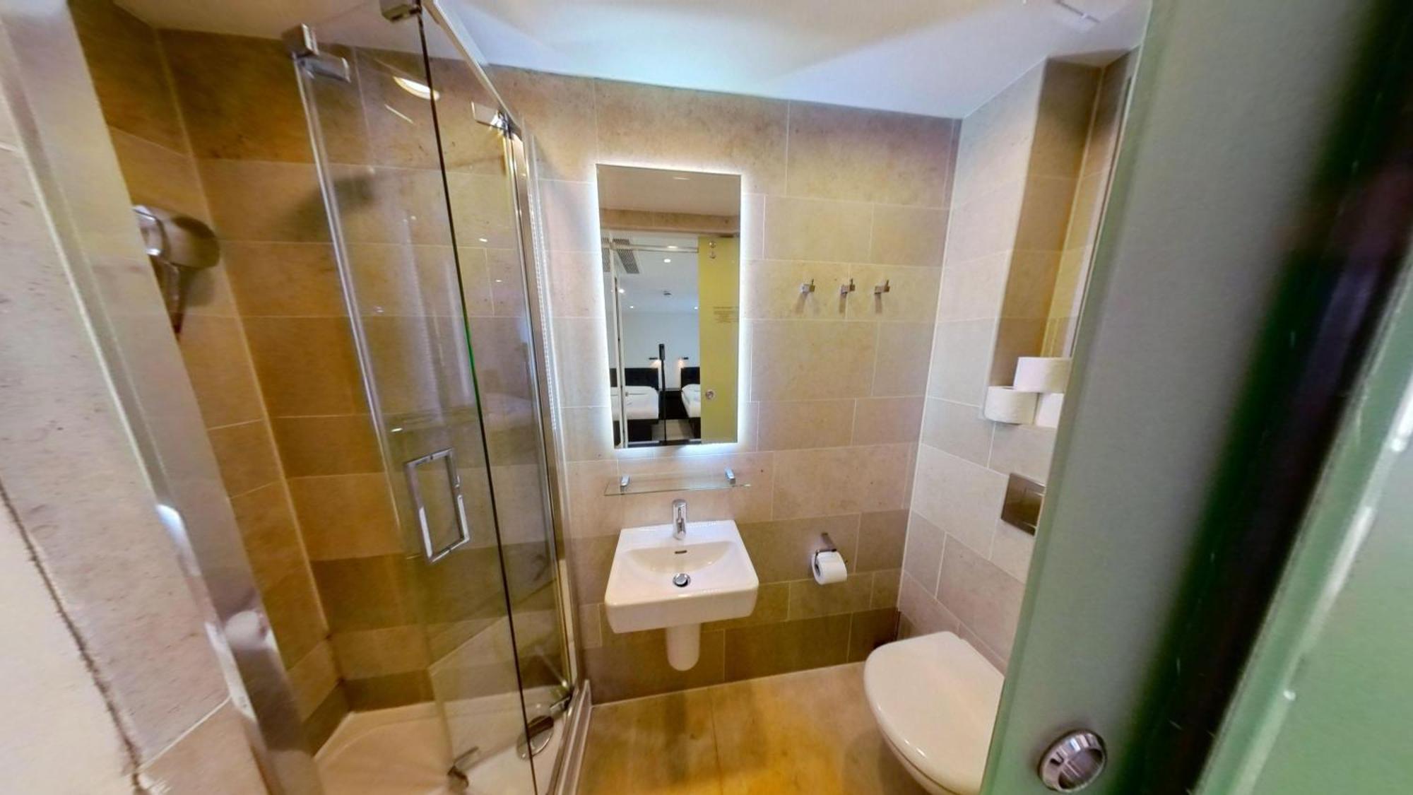 39 Aparthotel 4*