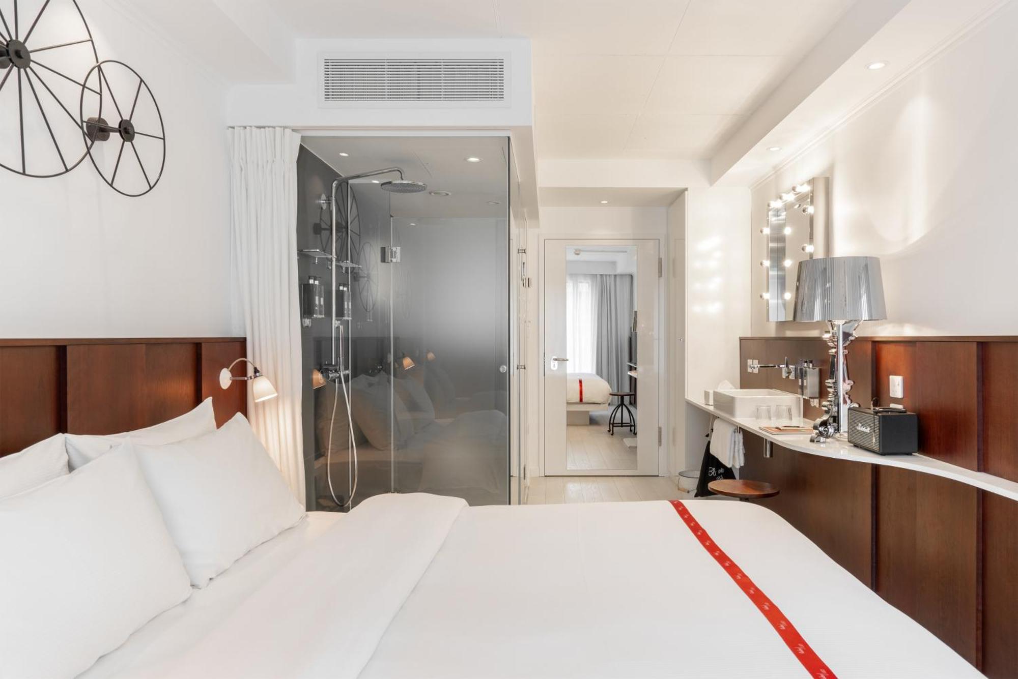 Ruby Lucy Hotel