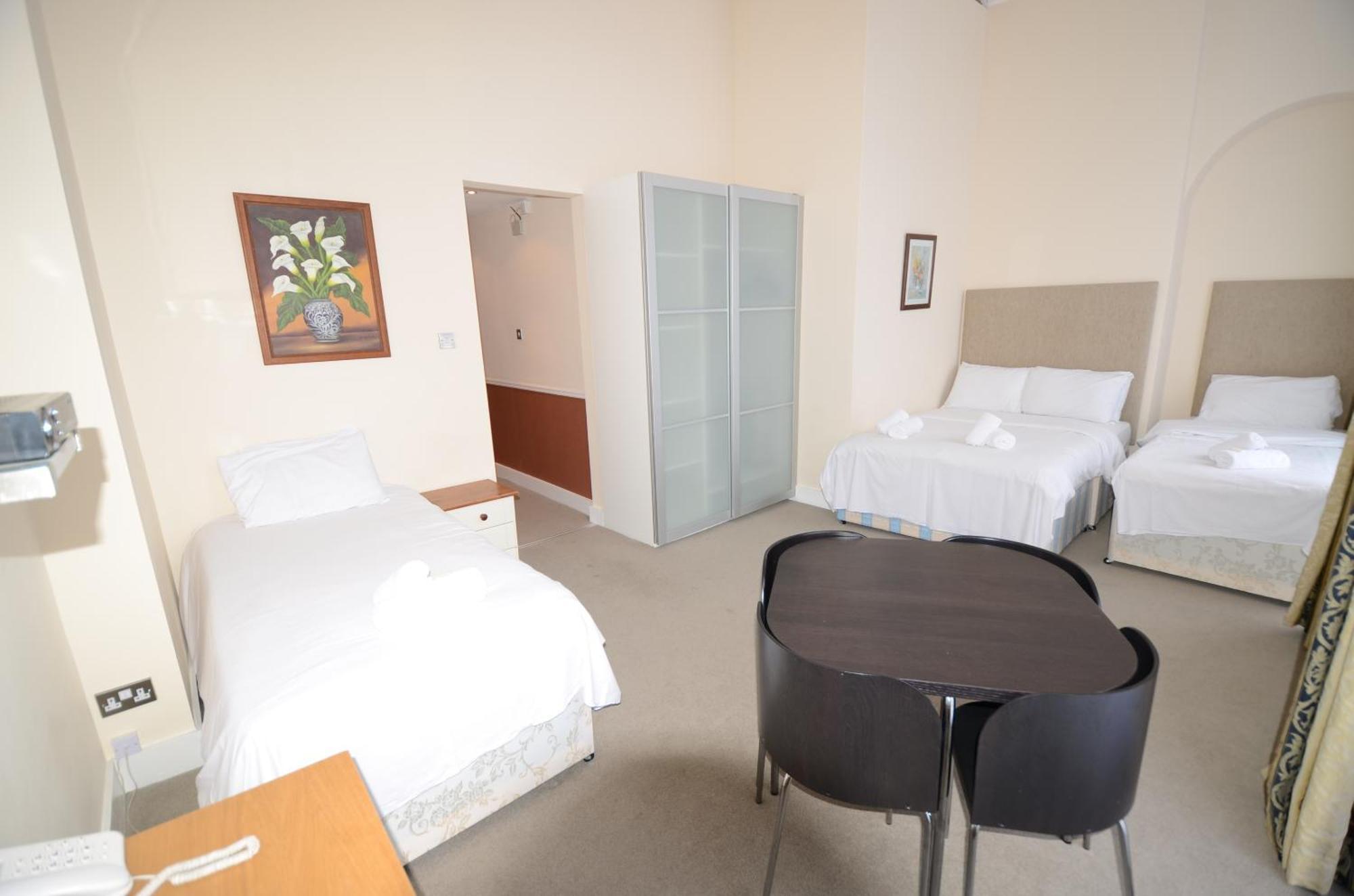 Amber Hotel-suites Hotel 3*