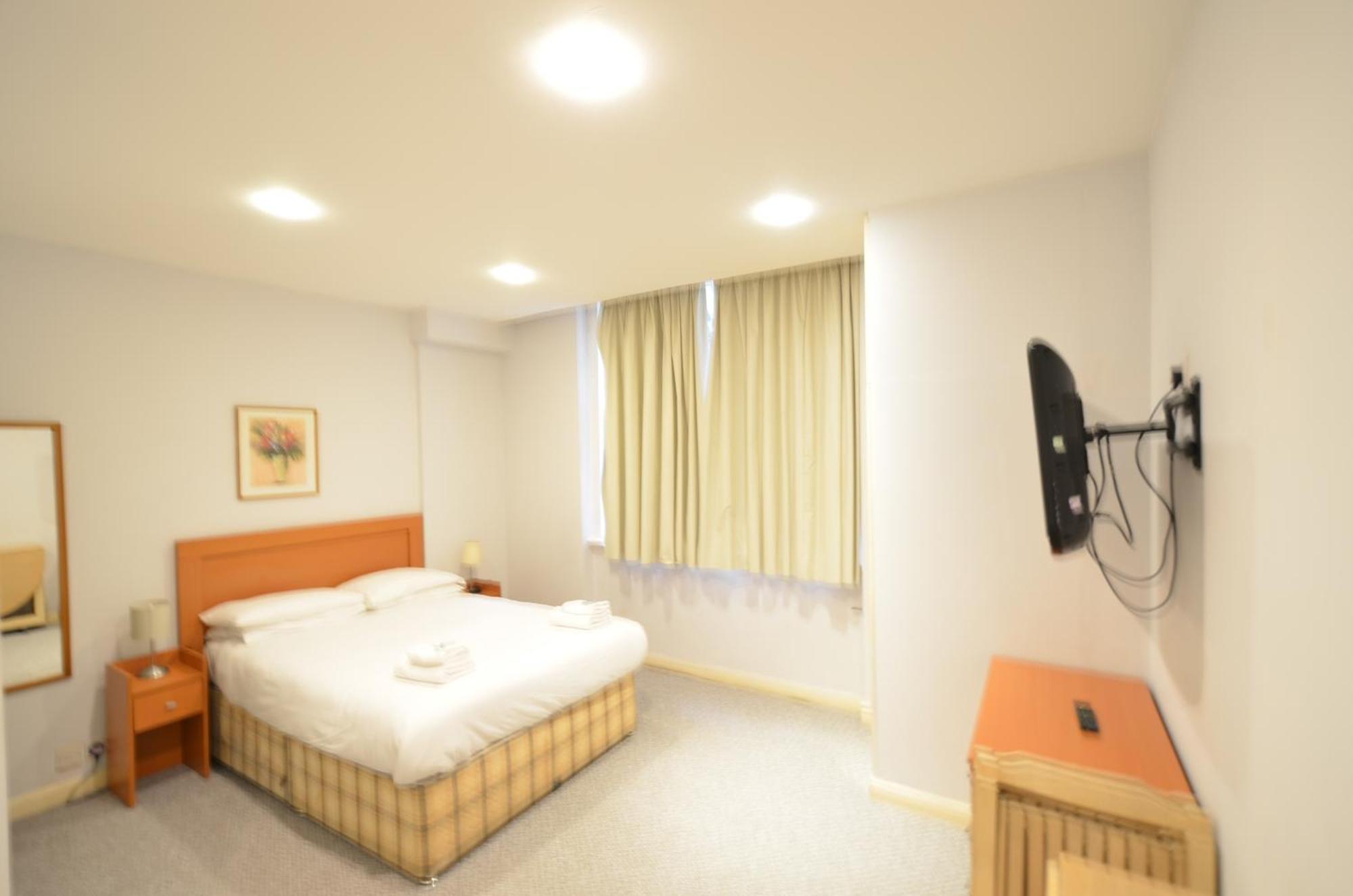 Amber Hotel-suites 3* London