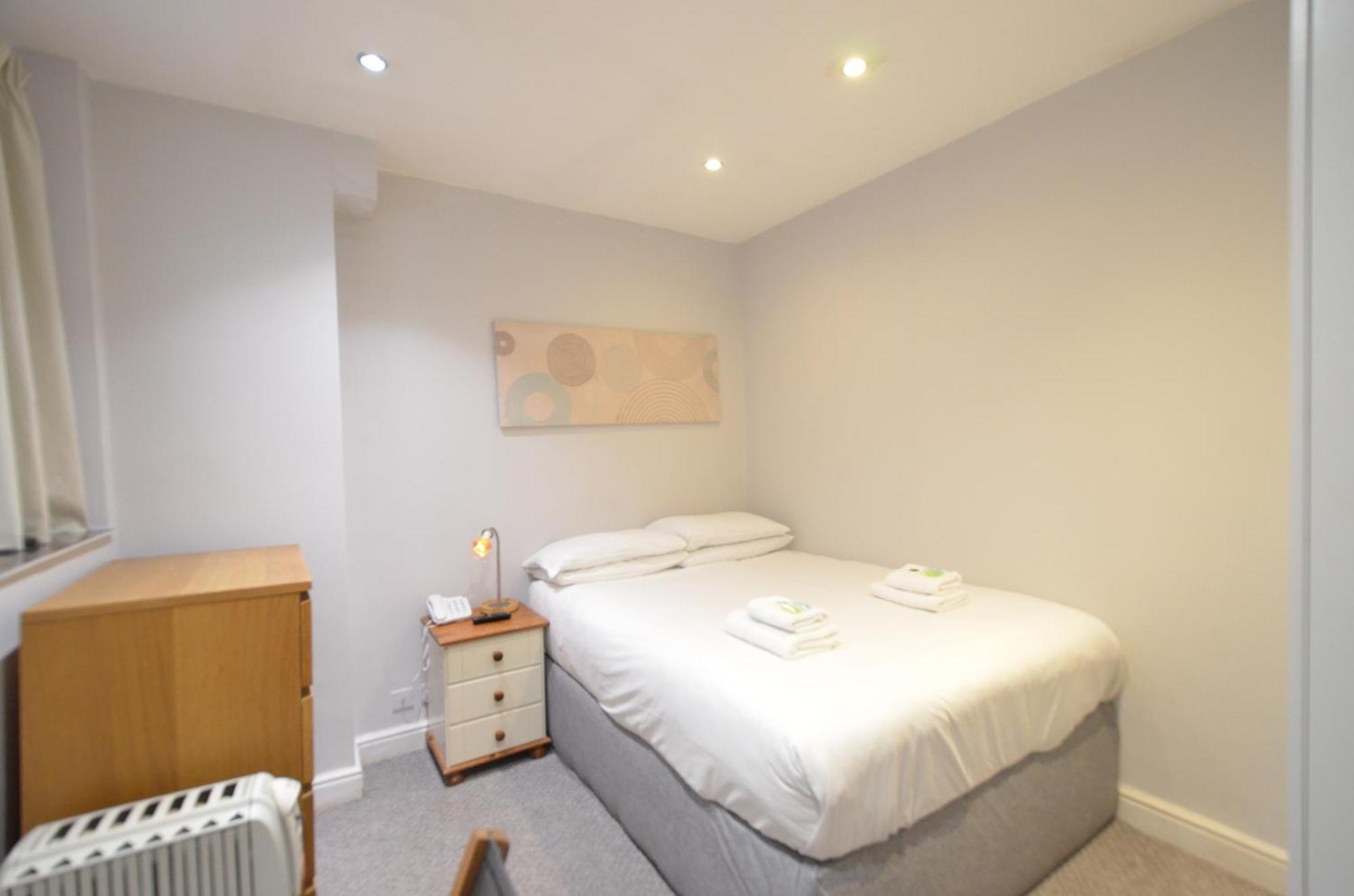 Amber Hotel-suites 3* London