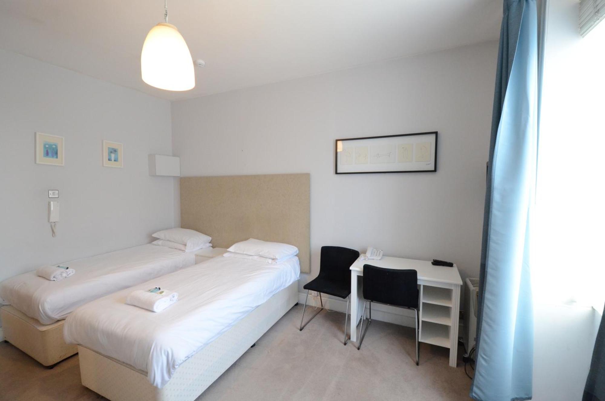Amber Hotel-suites 3* London