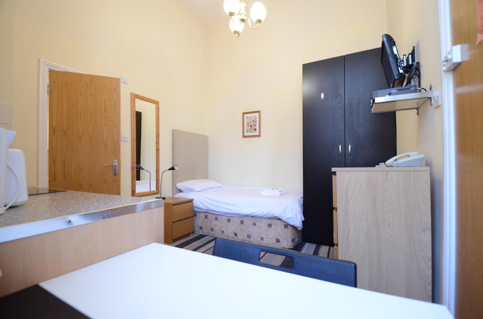 Amber Hotel-suites London
