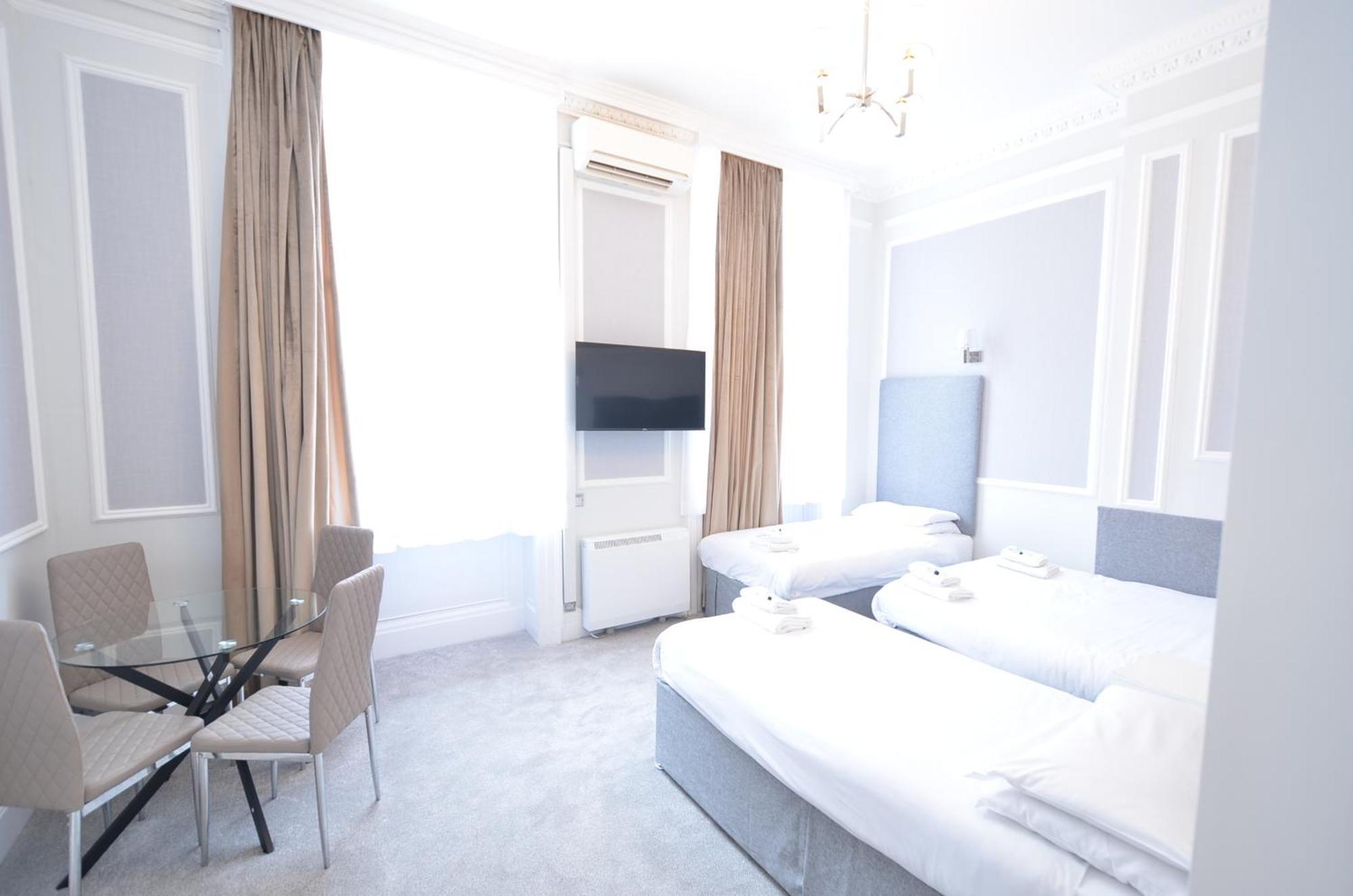 Hotel Amber Hotel-suites