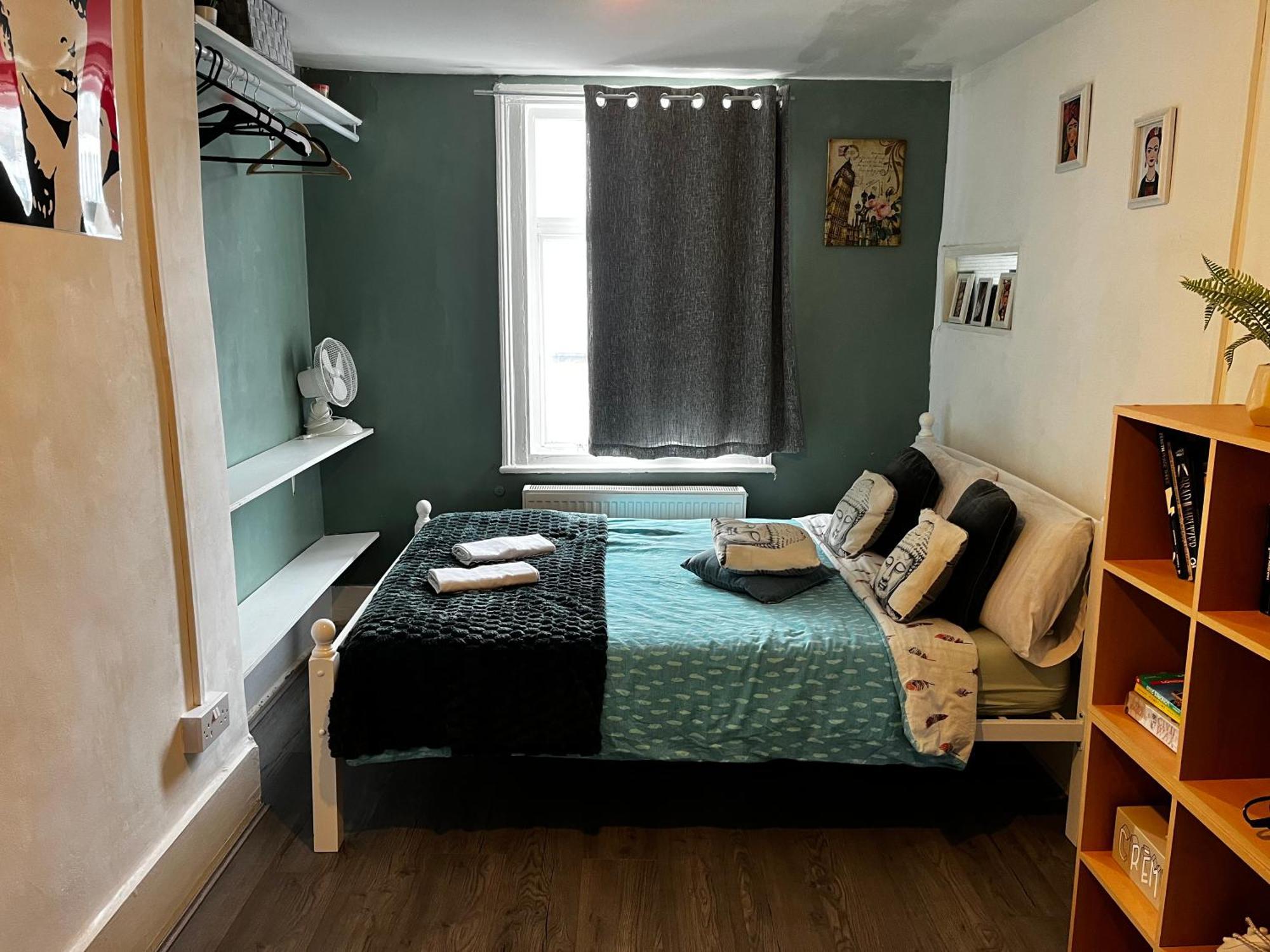 Keysan House 3 * London