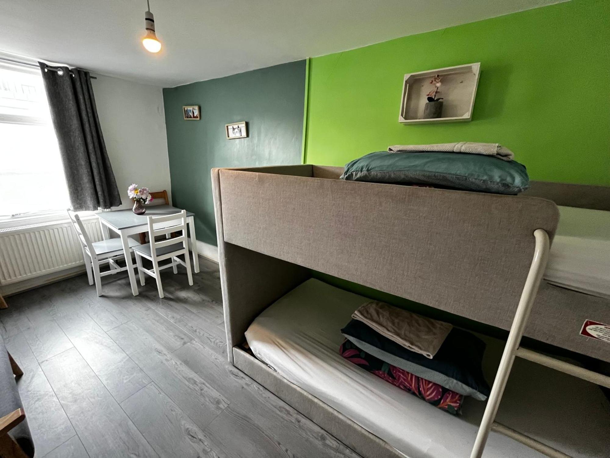 Keysan House 3 * London