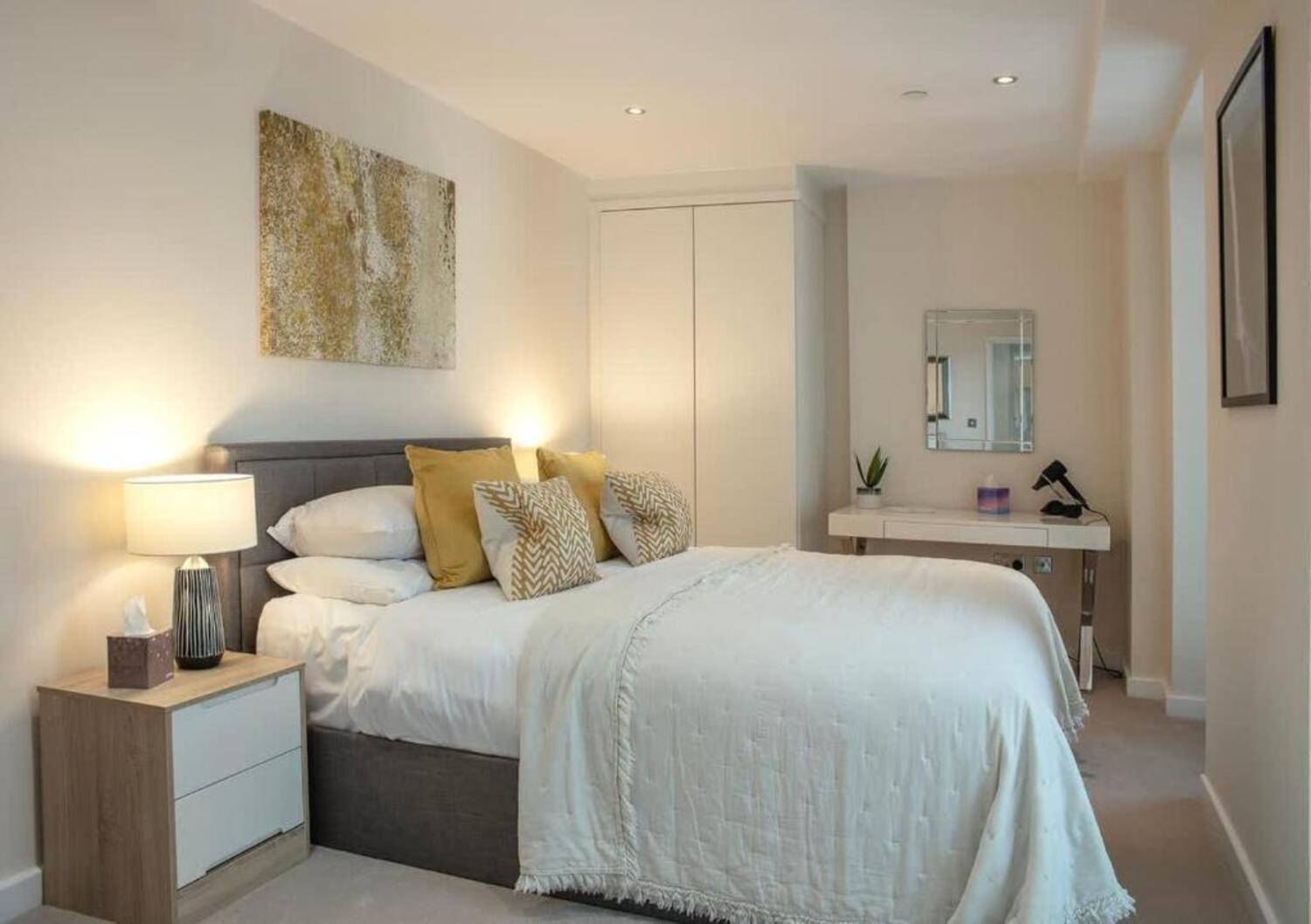 Westminster 2 Bed 2 Bath