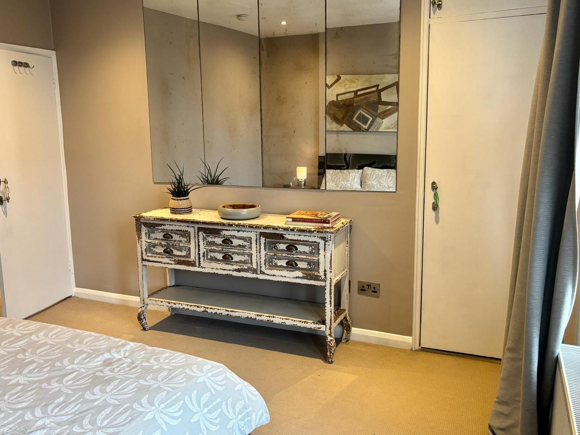 Luxury 2 Bed Flat Kings Road, Fulham Apartamento