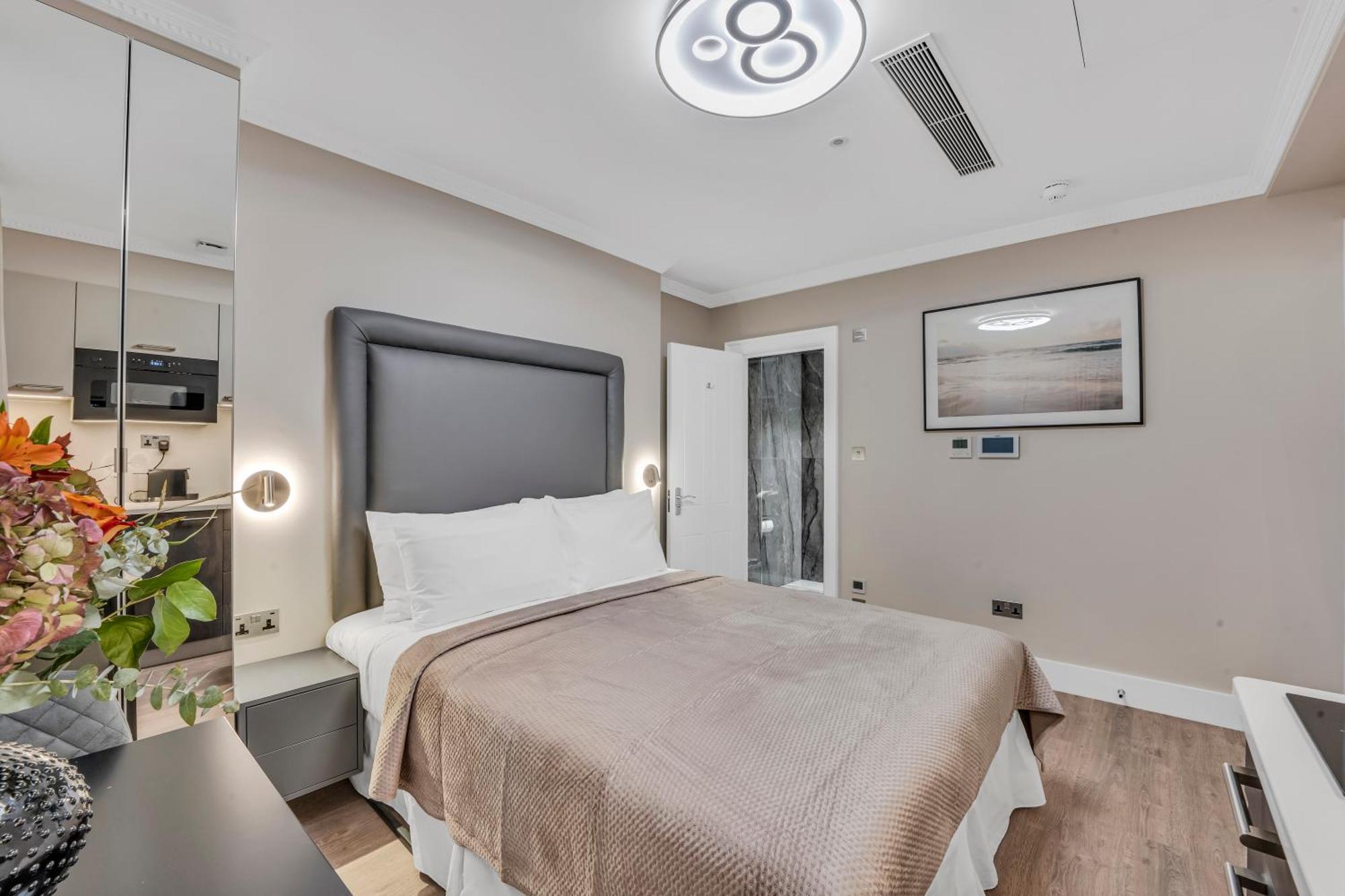 Apartment Cleveland Residences Bloomsbury London