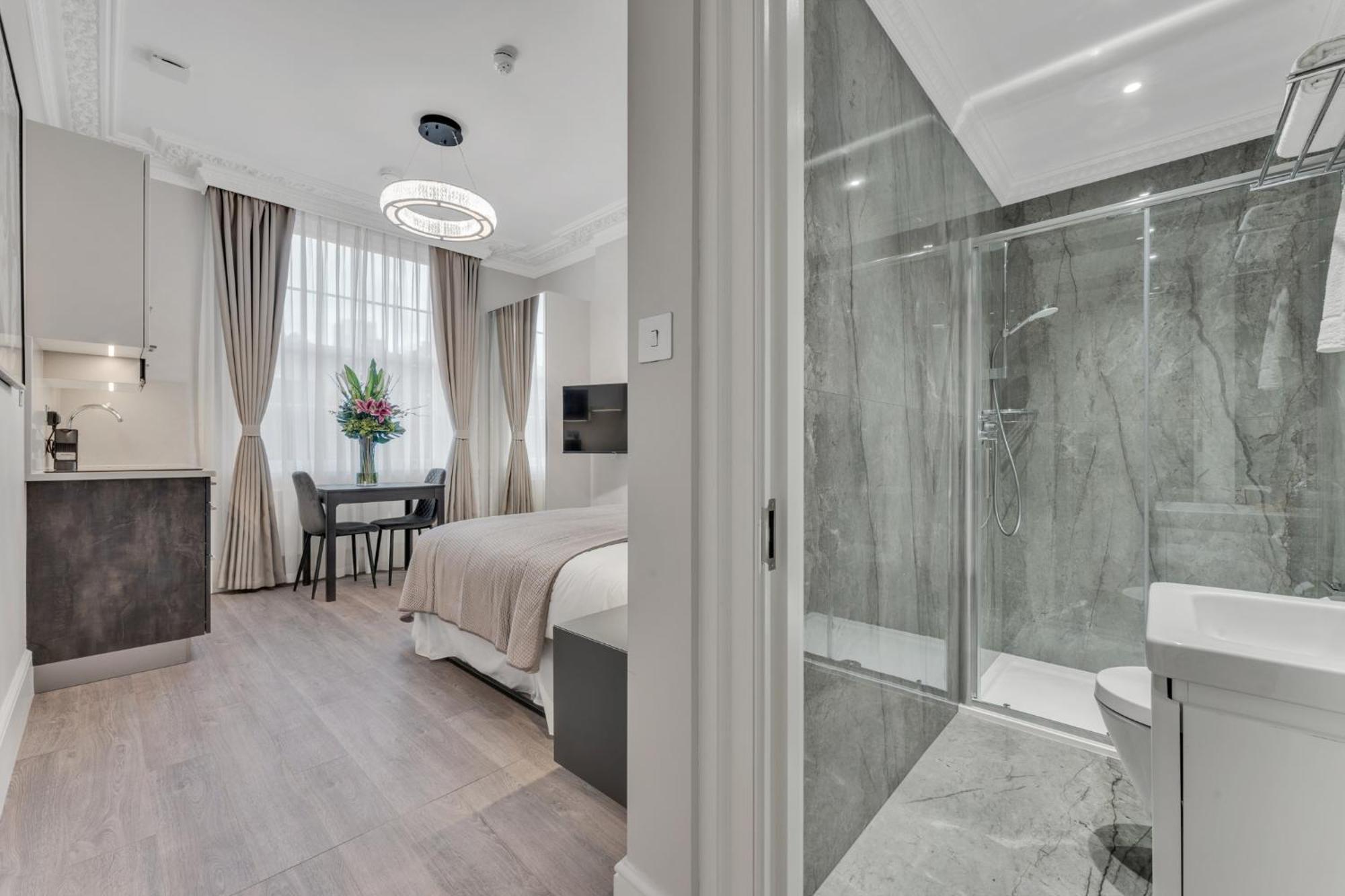 Cleveland Residences Bloomsbury Apartment