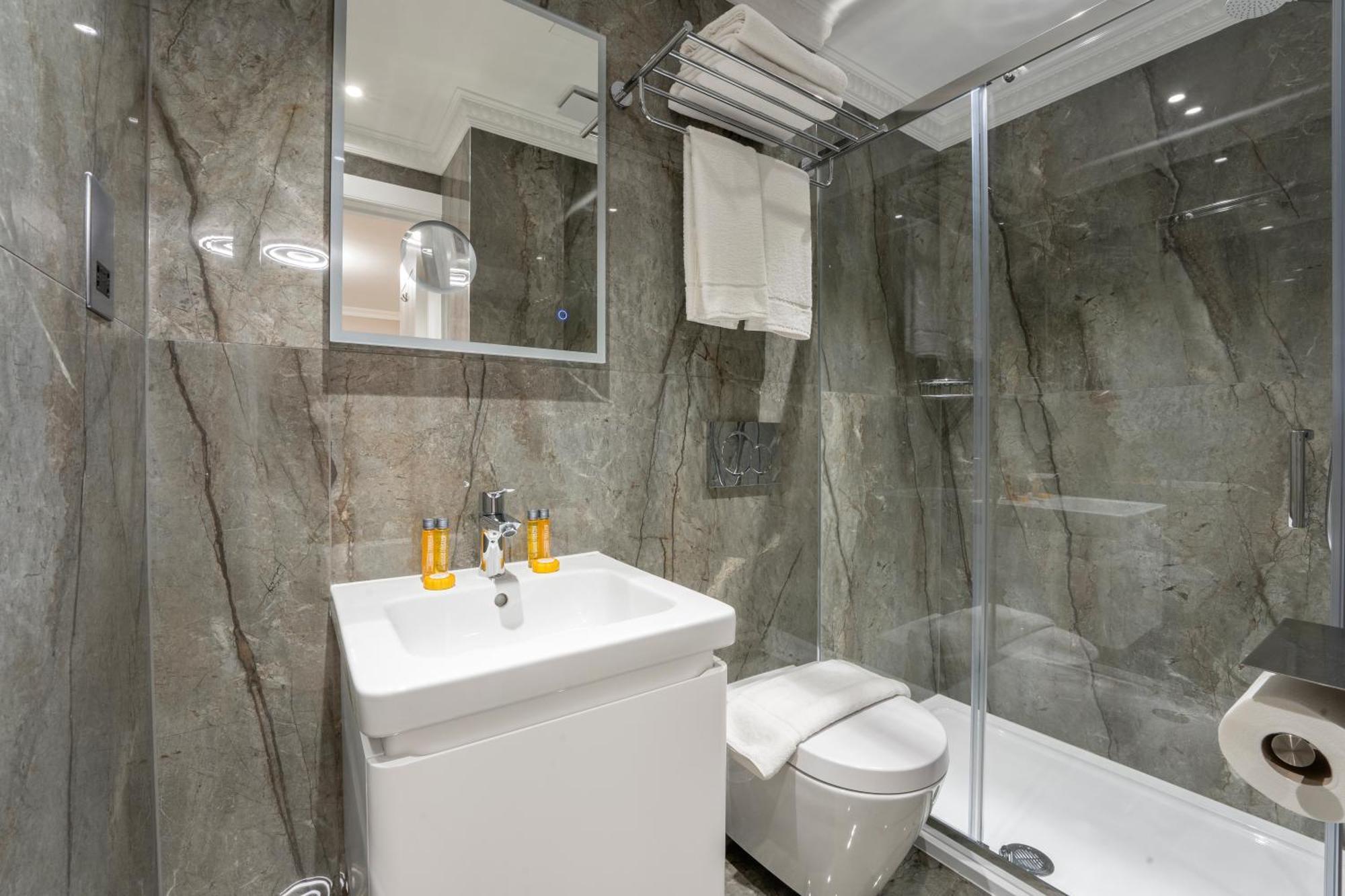 Cleveland Residences Bloomsbury Apartment London