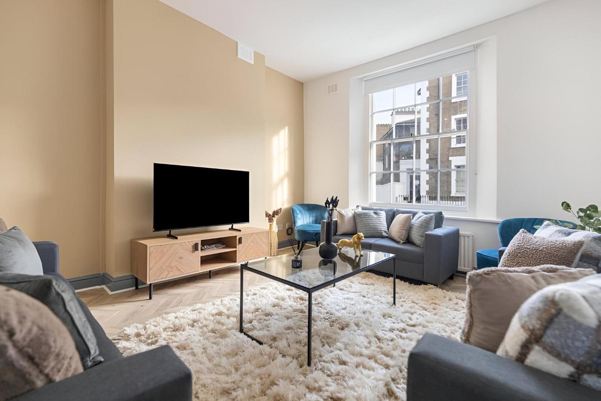 8br Gem In Prime Location Perfect For Group * London