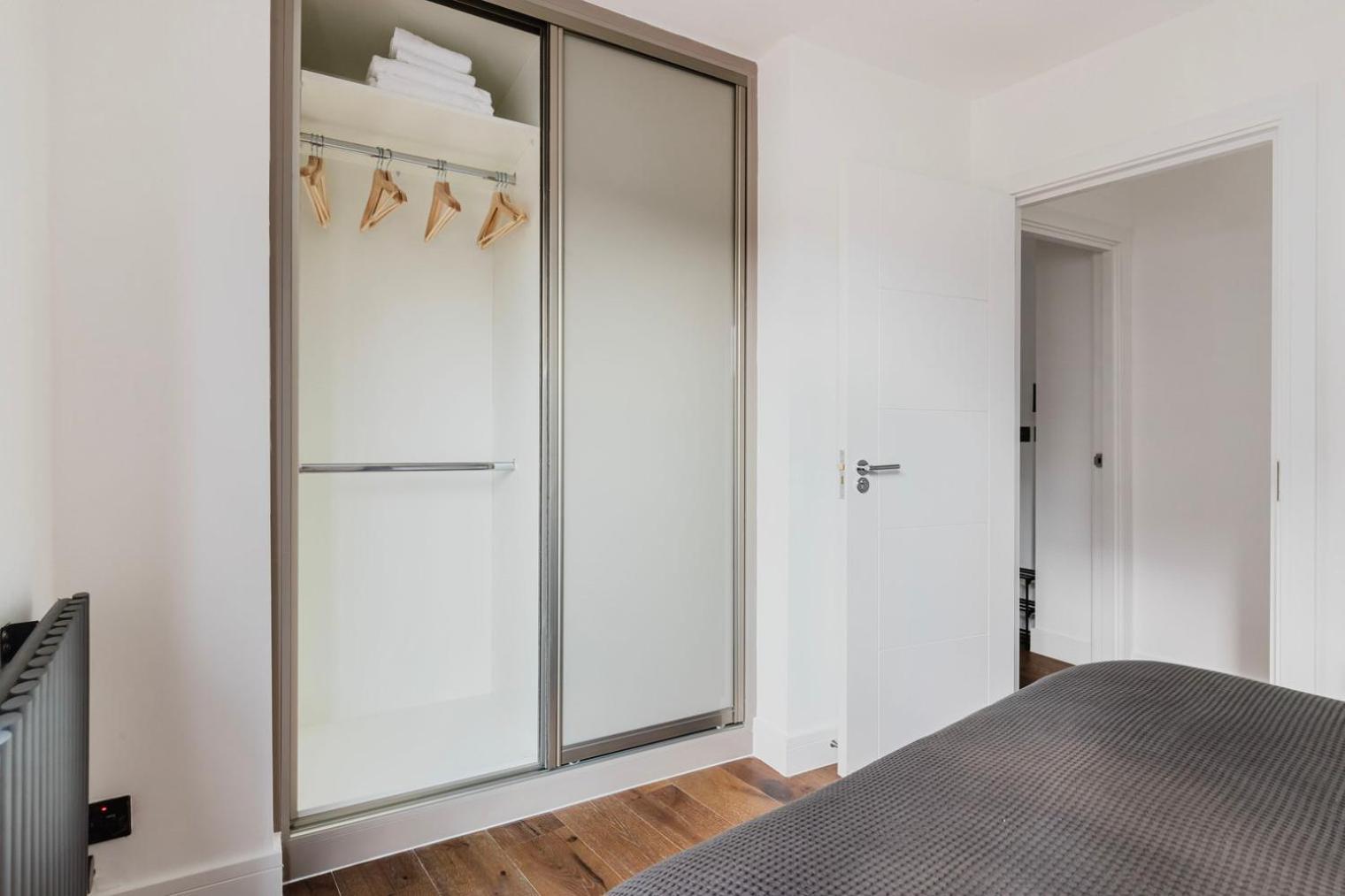 Blueground Whitechapel Nr Shops Bars Food Lon-567 Apartment *