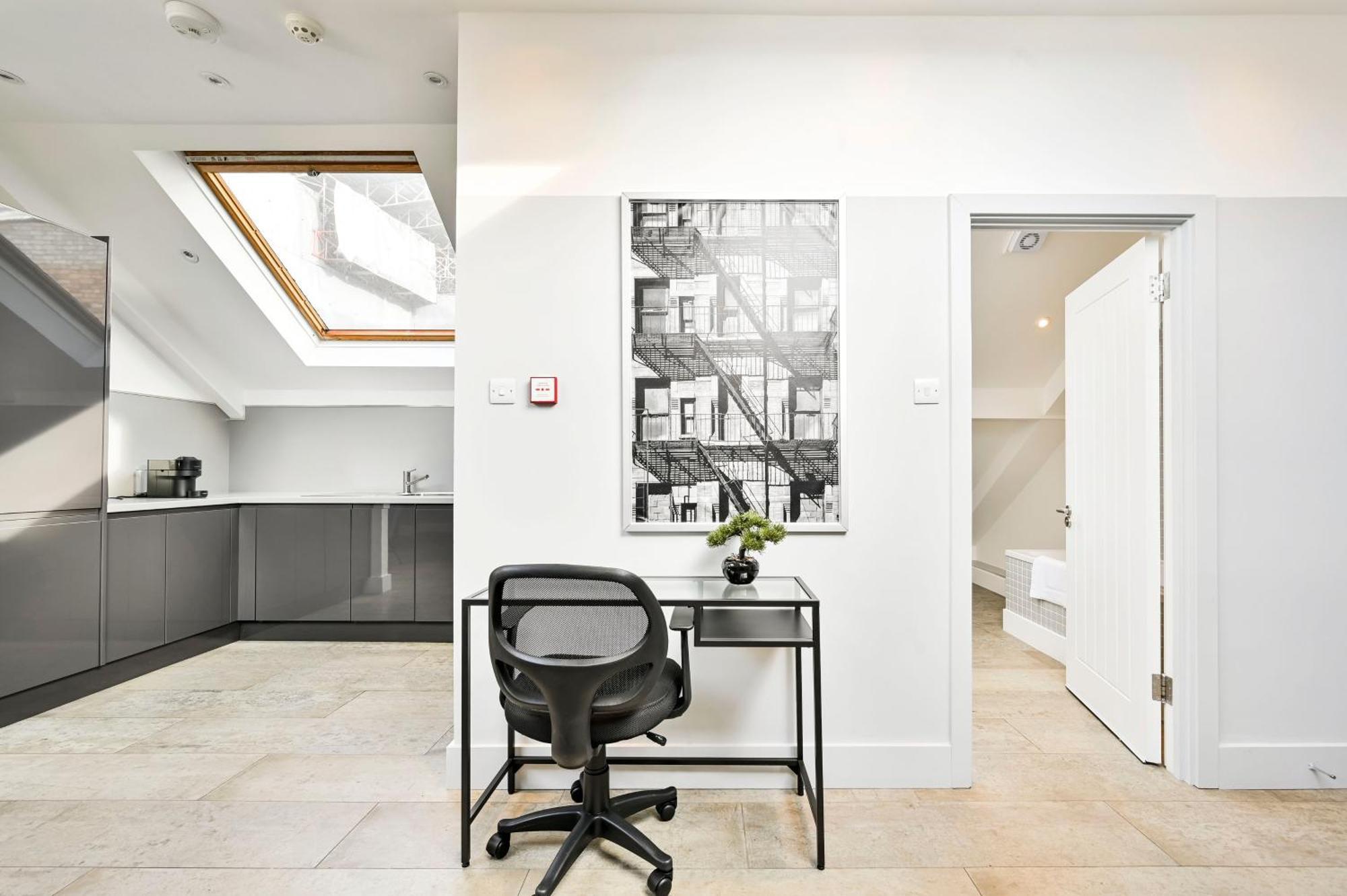 Farringdon Comfortable Studio Apartment London