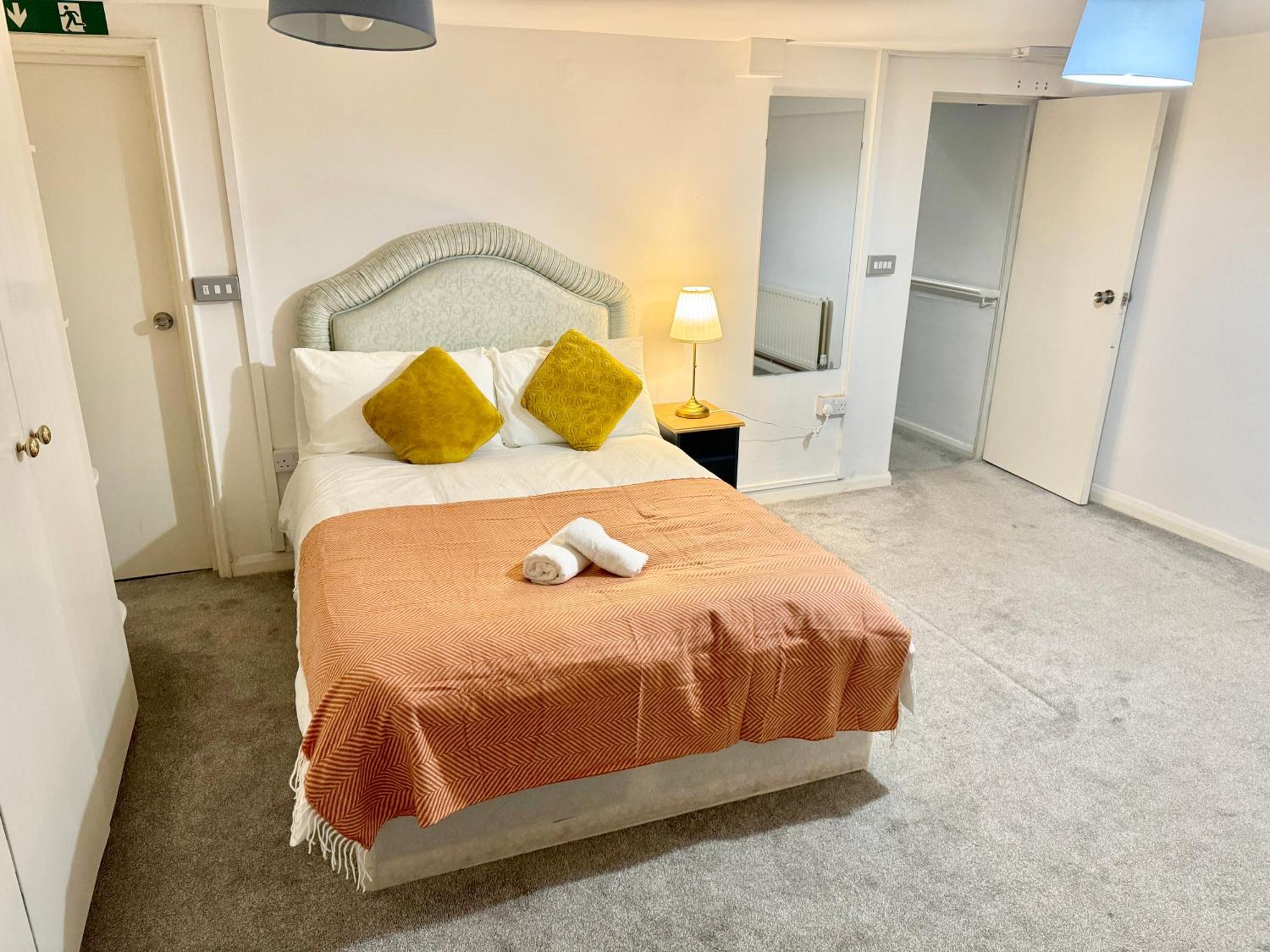 Homestay Private Bedrooms In Finsbury Park Station London