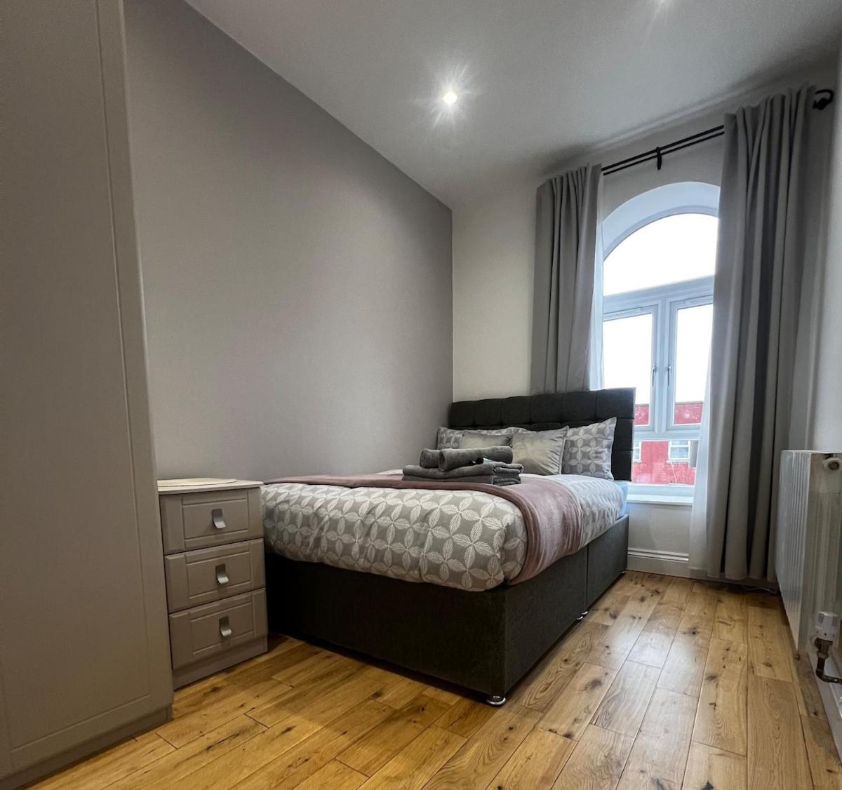 Apartamento In *