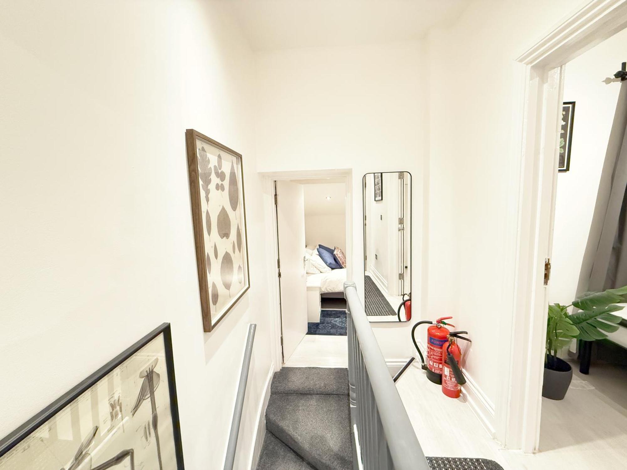 Abodess Near Wembley - 2bdr With Free Parking London