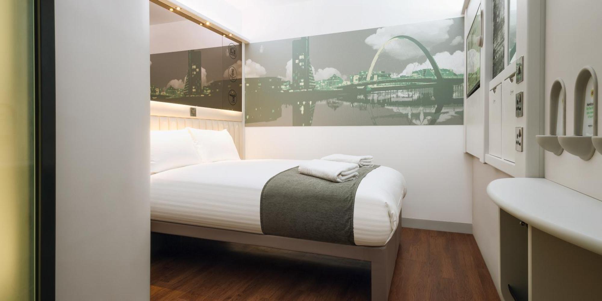 Point A Liverpool Street 3*