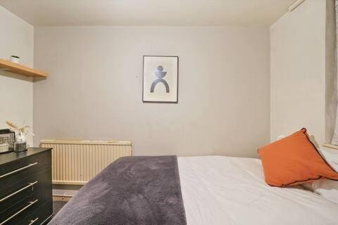 Maida Hill Hububb Apartment London