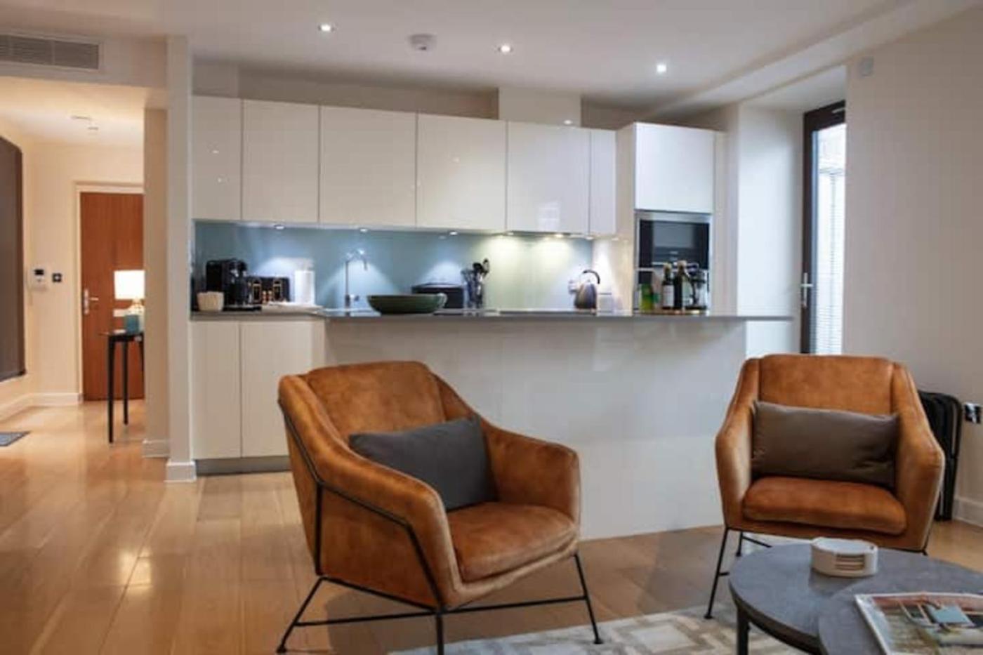 Apartment Westminster 1 Bed With Terrace *