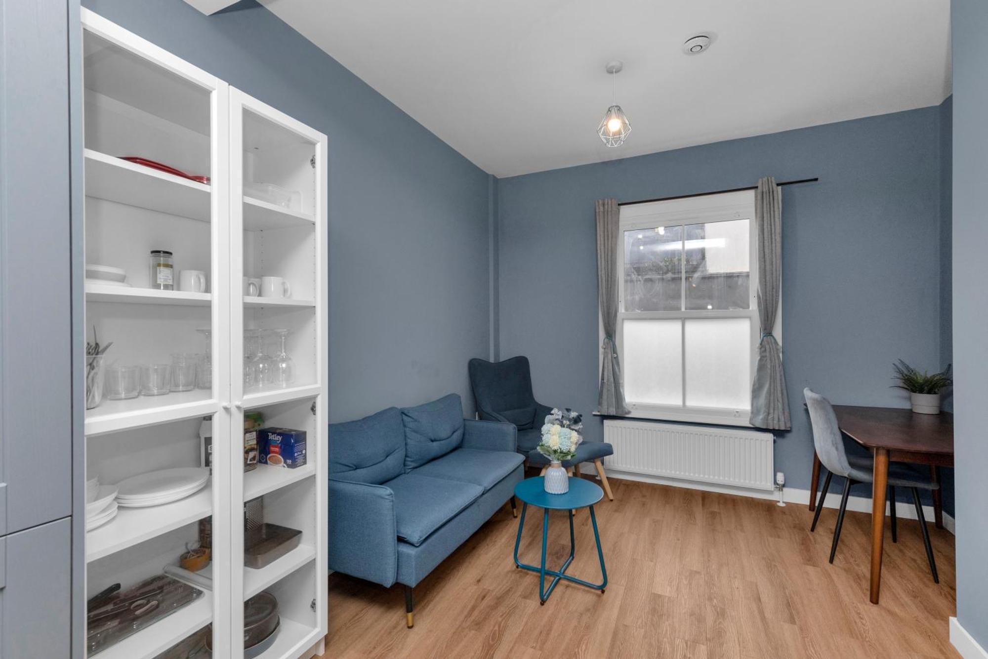 Kensington With Private Bathroom & Garden Guest house