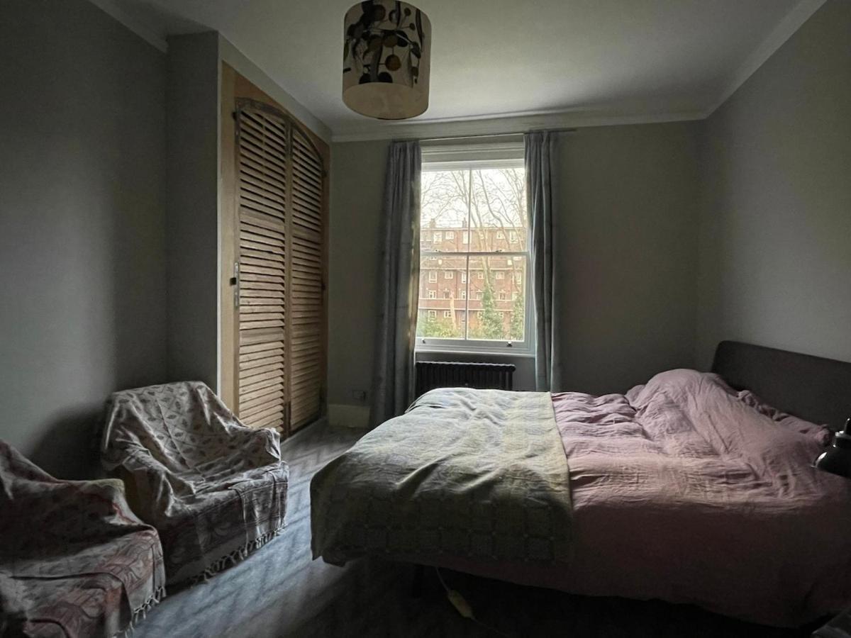 Large Five Bed Victorian Family House With Large Garden Villa *