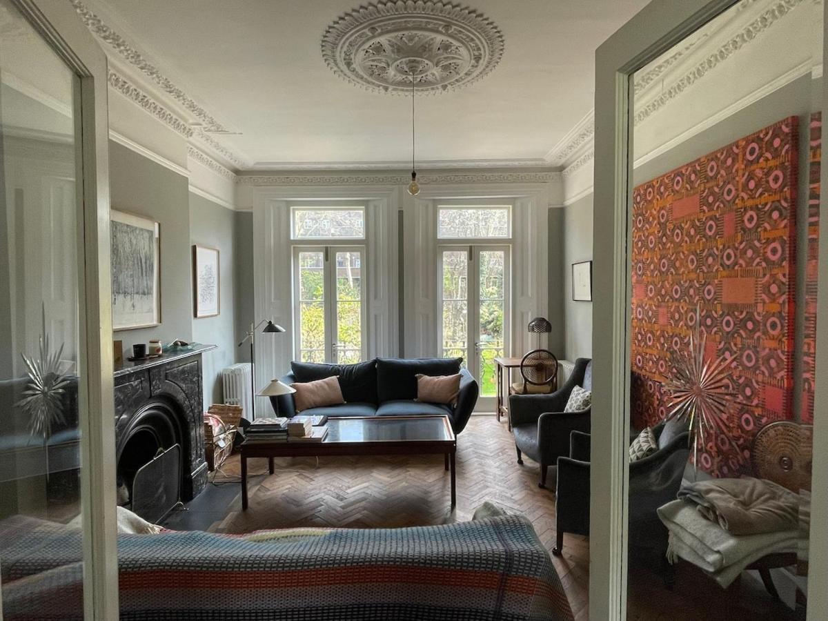 Villa Large Five Bed Victorian Family House With Large Garden *