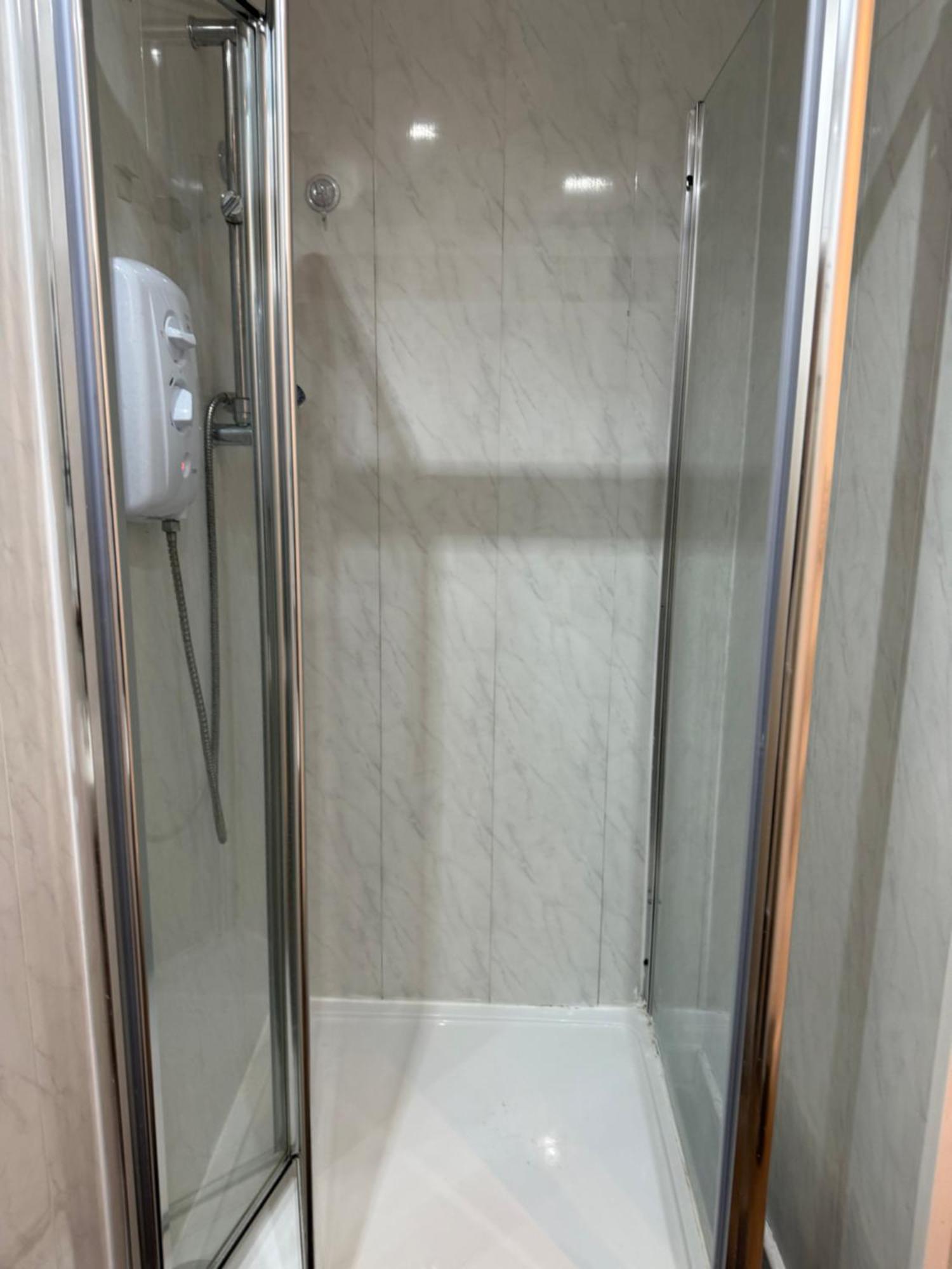 Apartment Urban Hideaway, Private Garden, 2 Mins To Station London