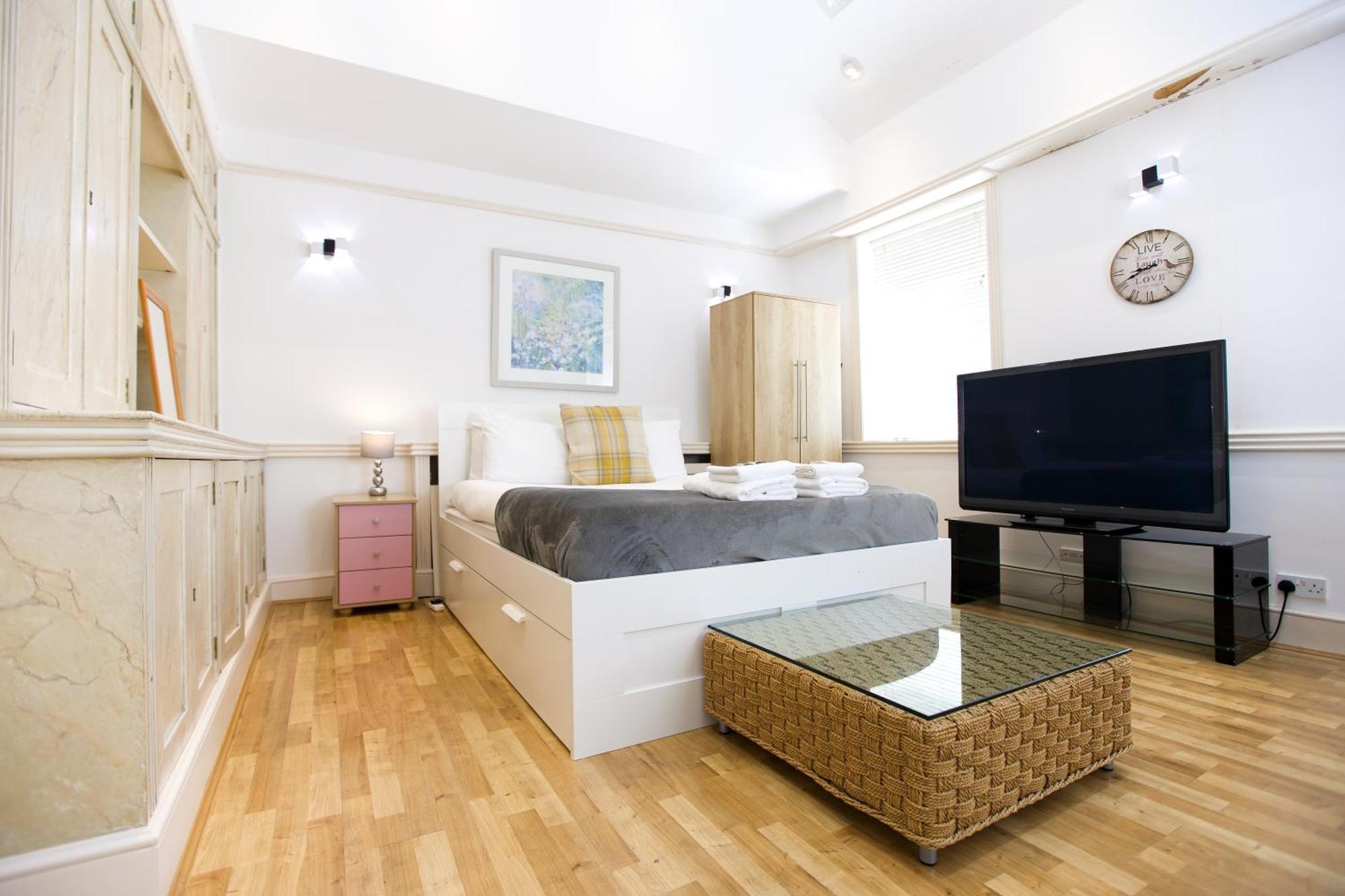 Charming With Good Wifi, 5 Min To Baker Str *