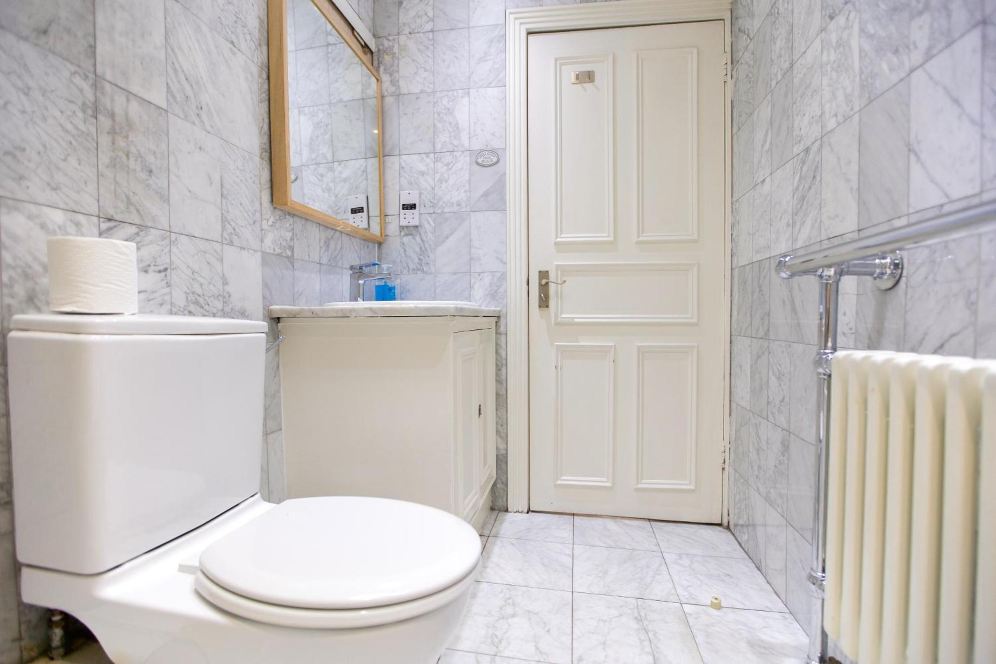 Charming With Good Wifi, 5 Min To Baker Str Apartment London