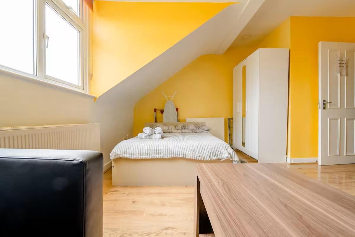 Guest house Comfortable In Seven Sisters, *