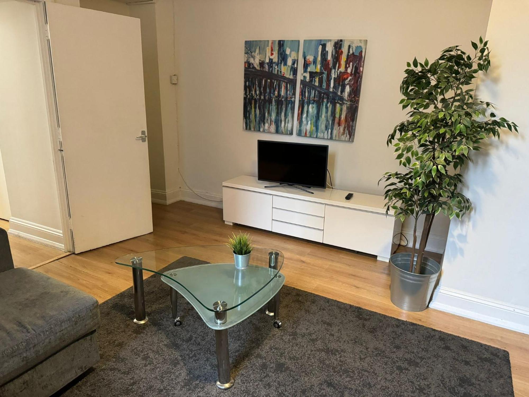 Apartment Marble Arch One Bedroom *