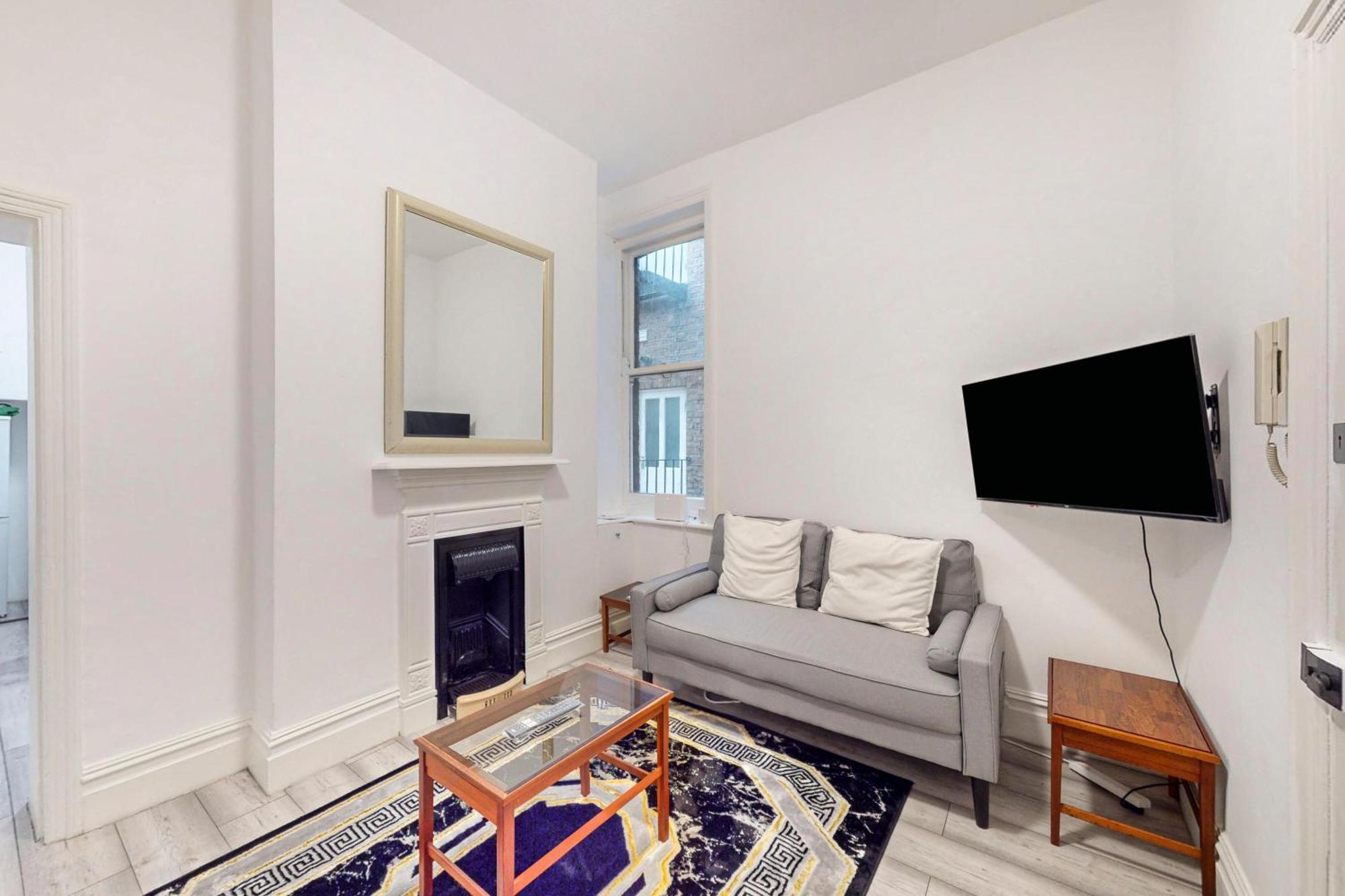 Modern 2 Bed Apt-7 Minutes From The Thames River Apartment