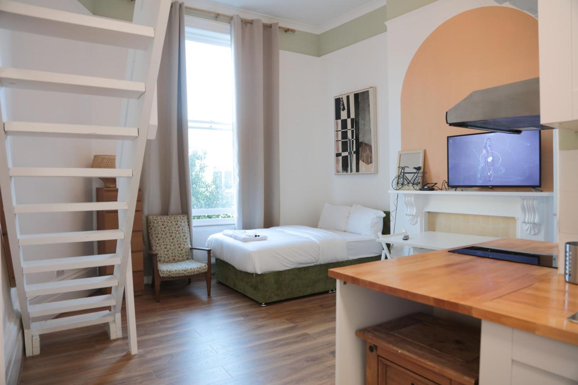 Vibes Apartment London
