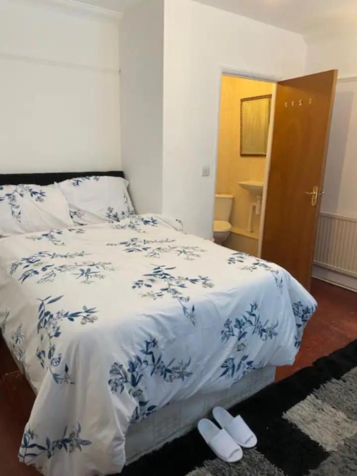 Guest house Spacious 4 Beds - Private Bathrooms In Canary Wharf *