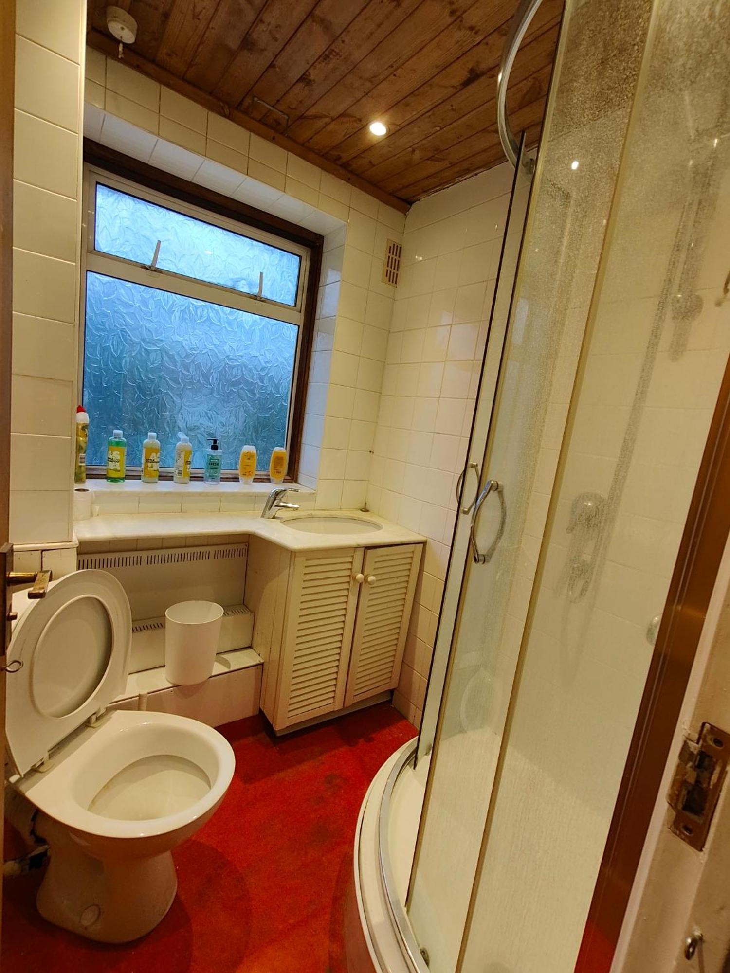 Spacious 4 Beds - Private Bathrooms In Canary Wharf Guest house *