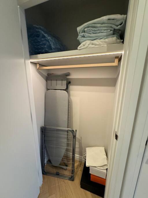 Apartment Luxury 2 Bed And 2 Bath Flat With Air Condition