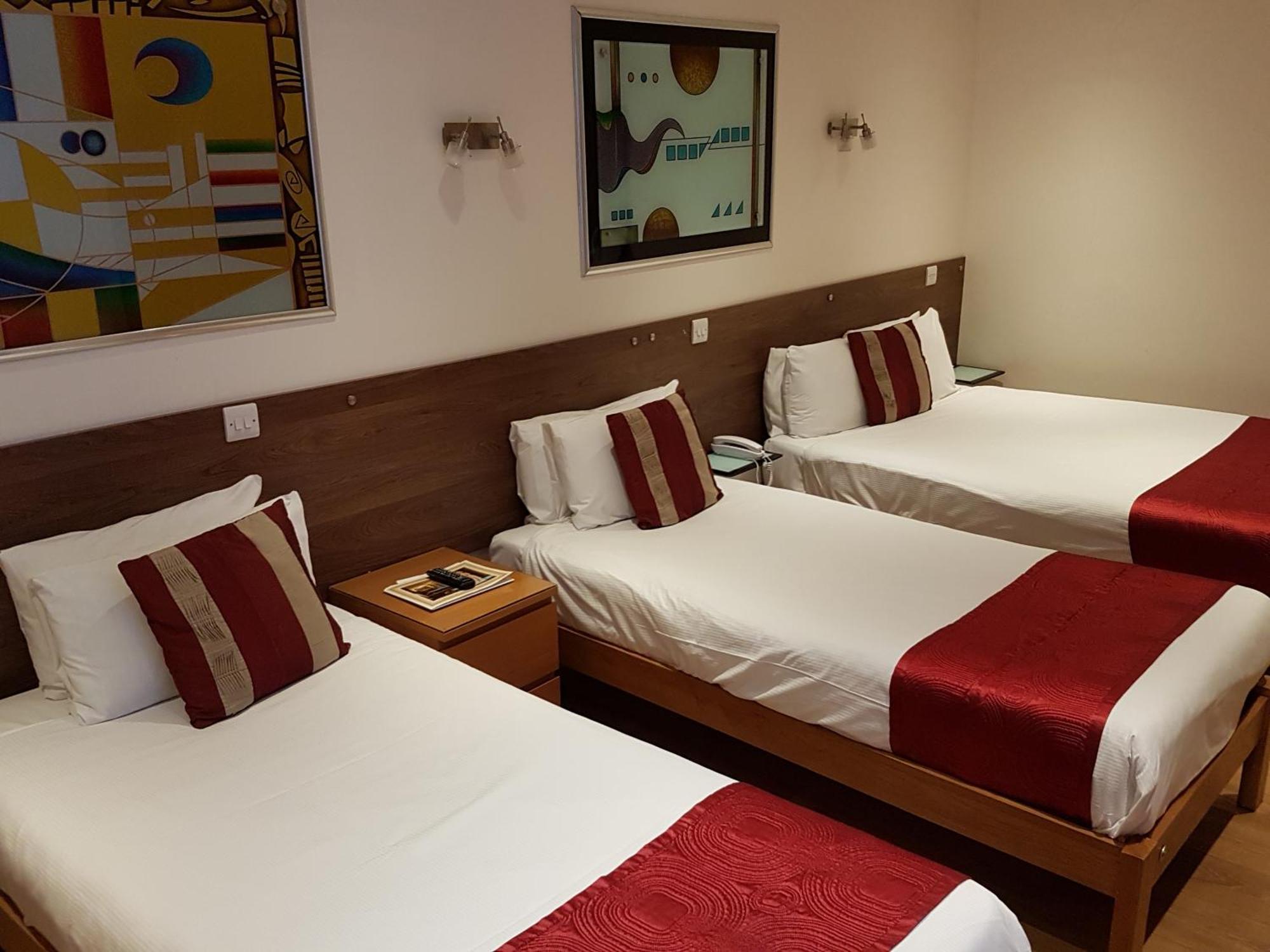 Abbey Court - Hyde Park 3*