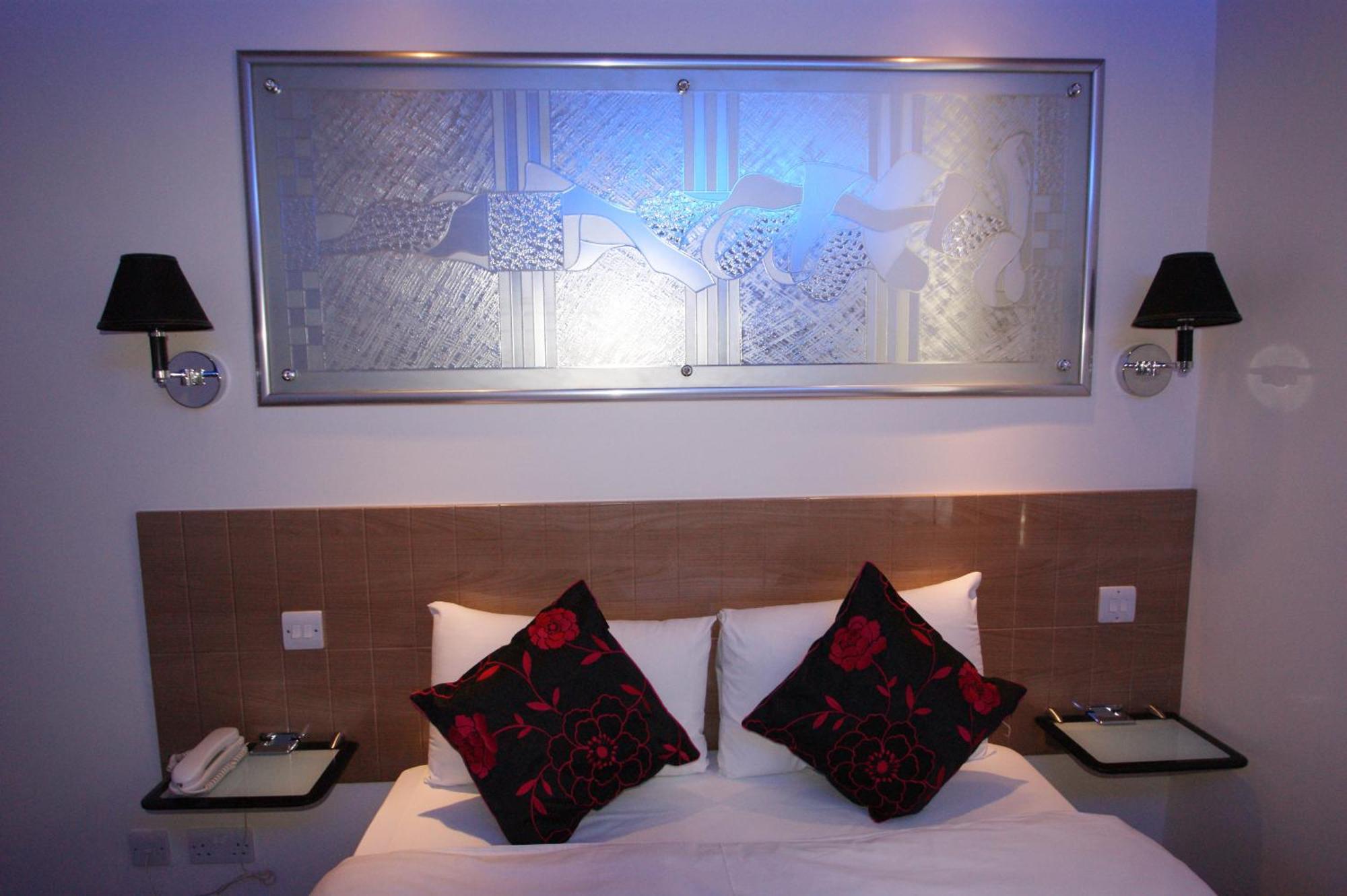 Abbey Court - Hyde Park Hotel