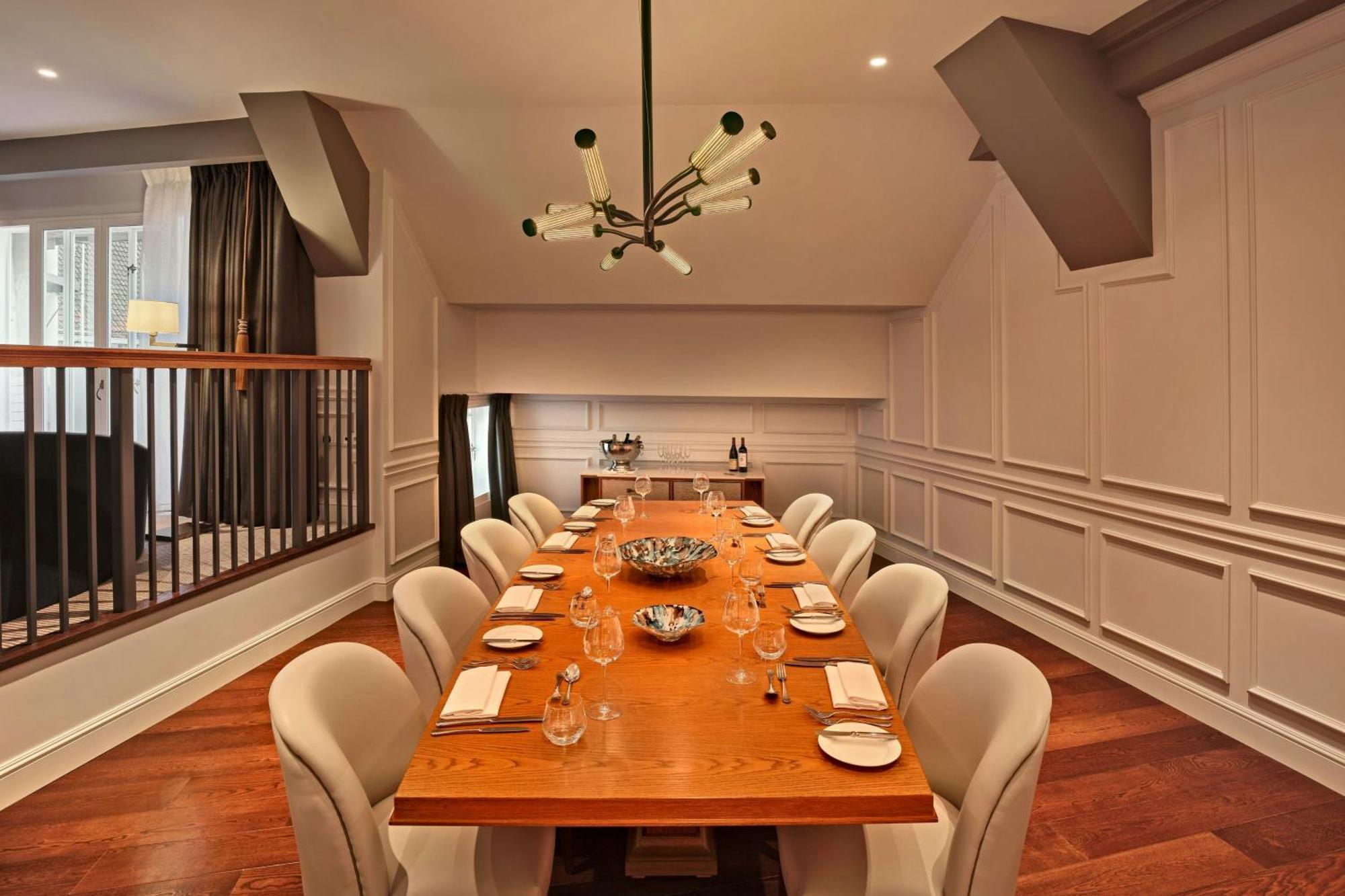 Hotel Marriott County Hall 5*