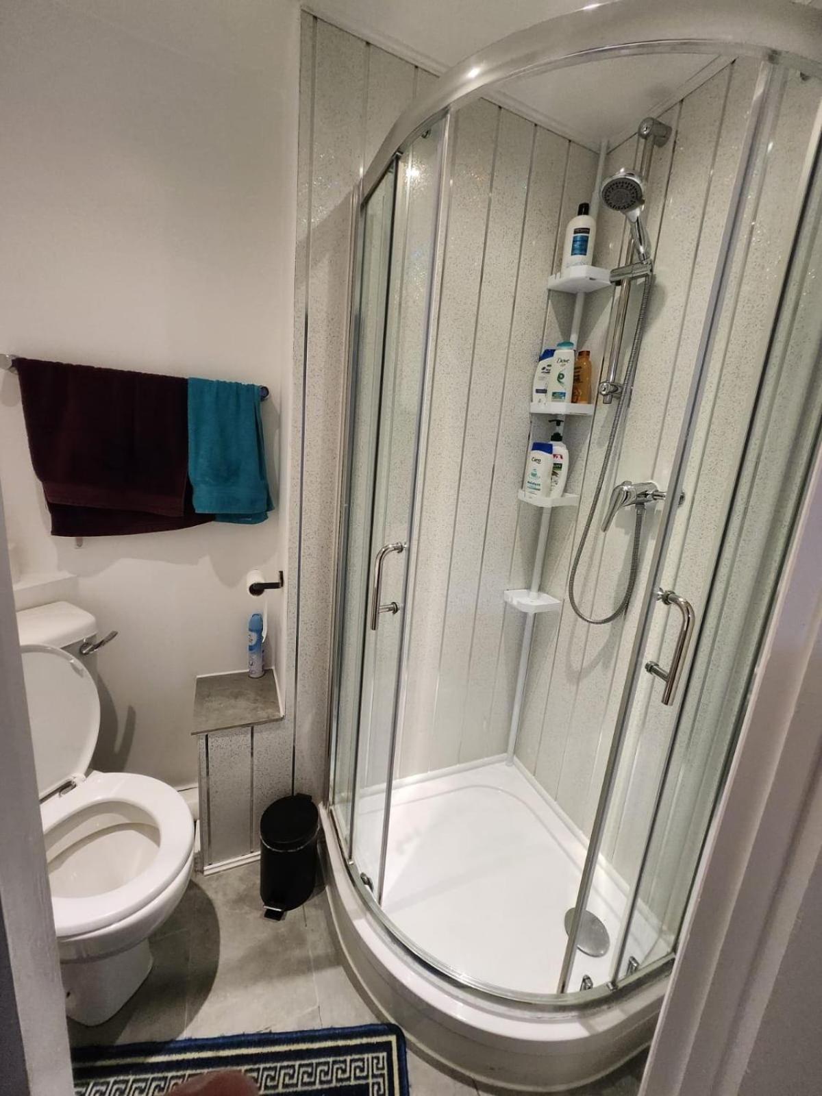 Cosy Next To St Pancras Station Guest house *