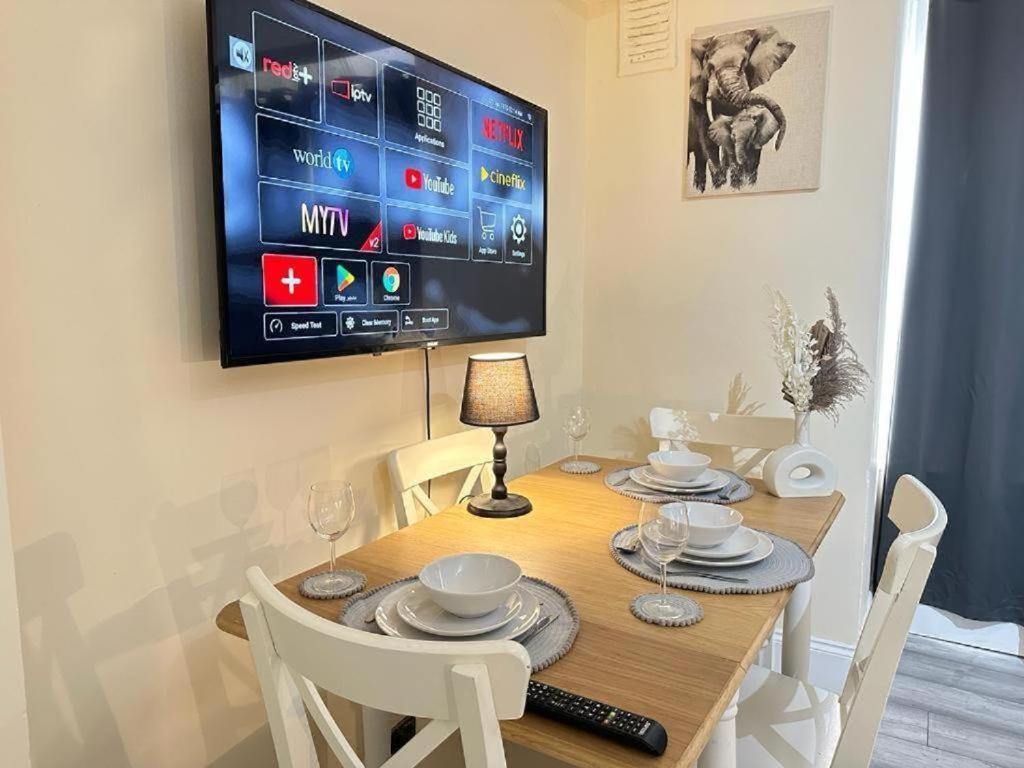 Park Lane Beautiful Family Apartment *