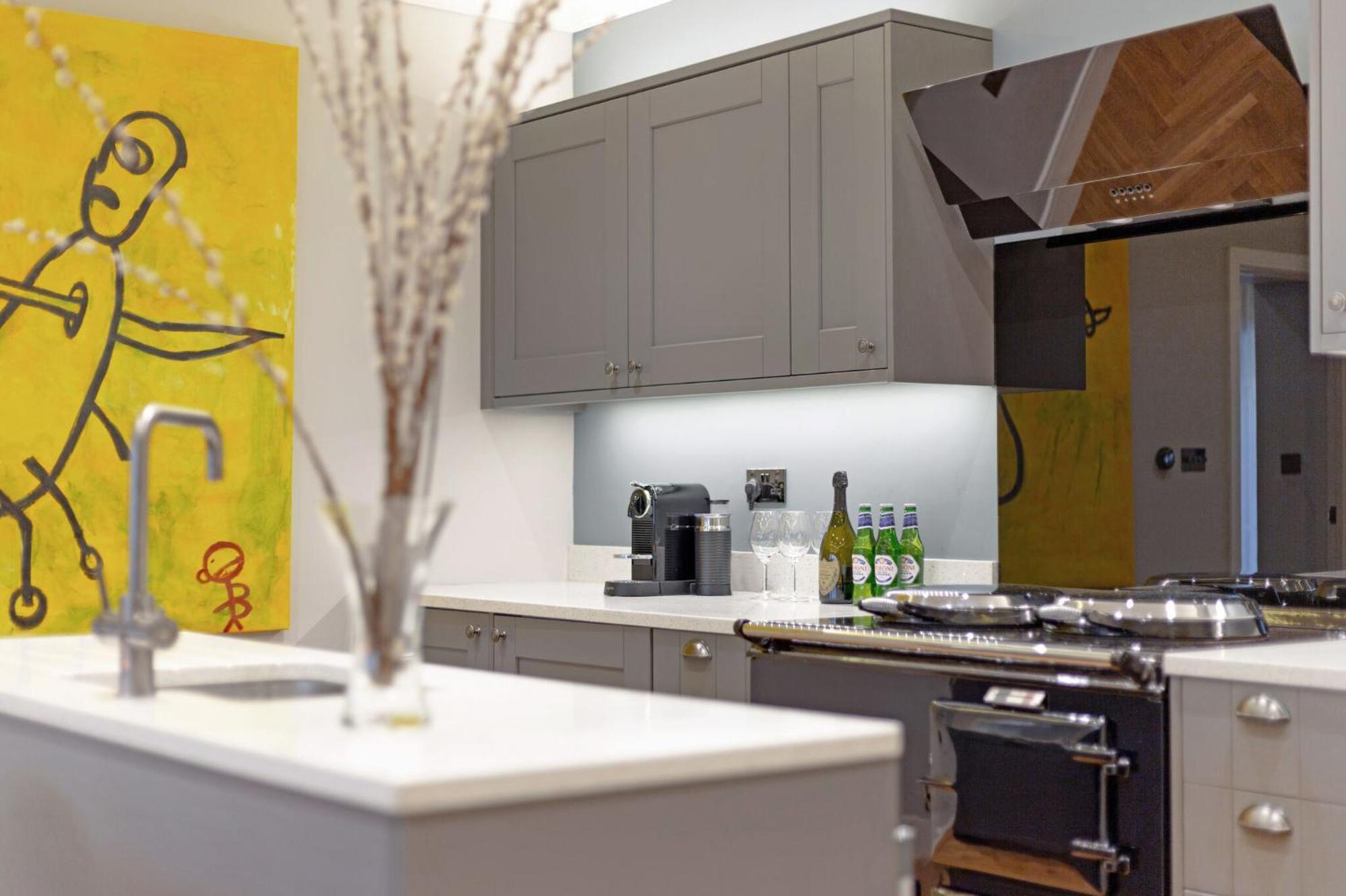 Modern Kensington Flat 3 Bedrooms And 3 Bathrooms * Londres