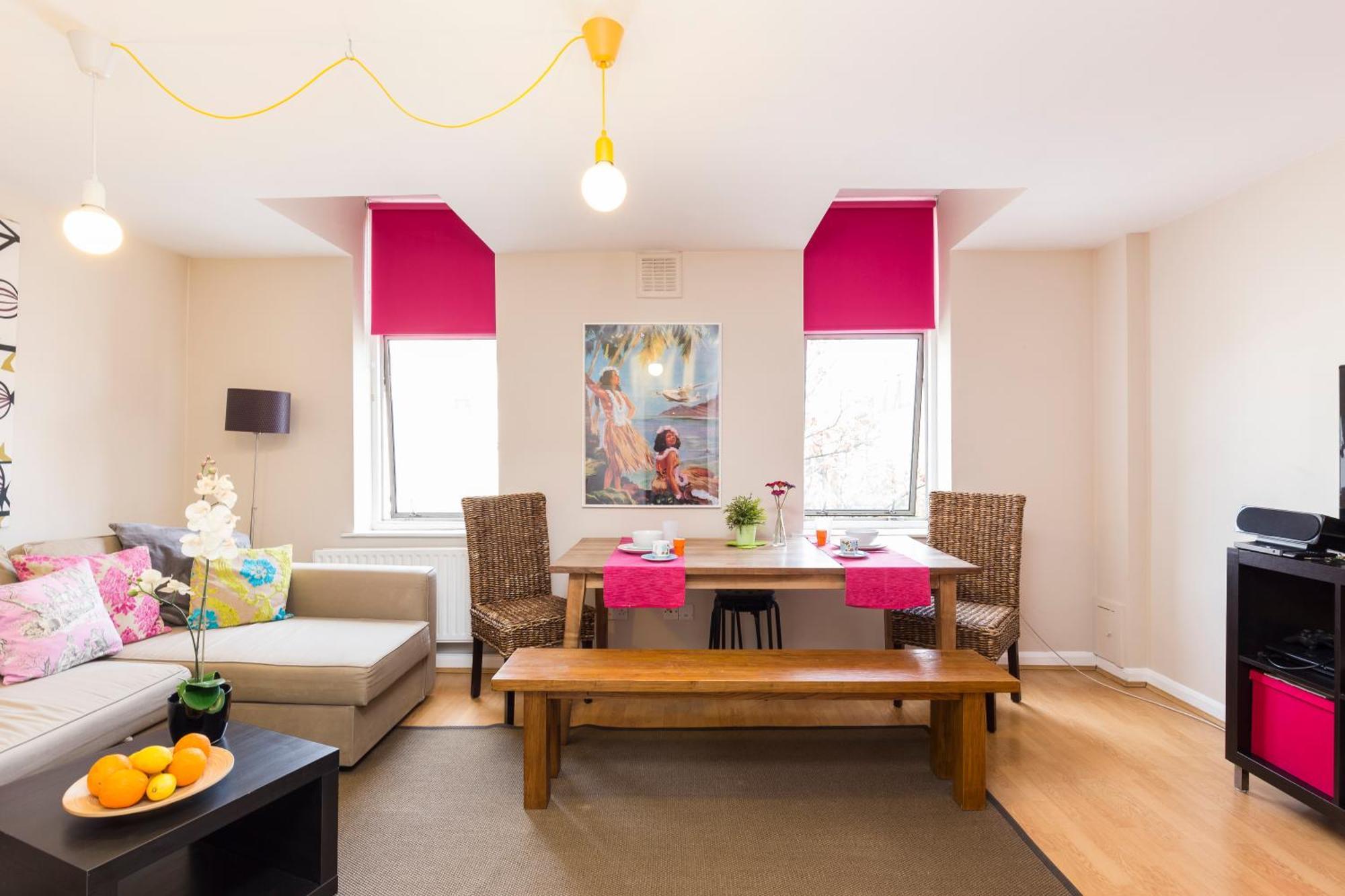 Apartment Unrivaled Elegance In 3 Bedroom Covent Garden *